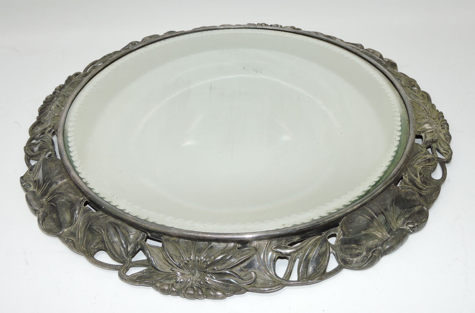 Victorian beveled mirror plateau with (1 of 1)