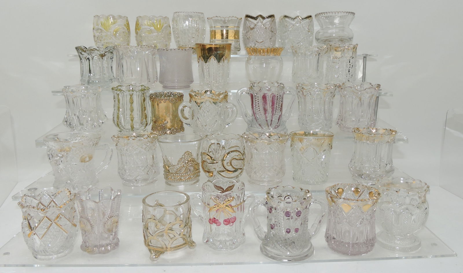 Lot of 35 amber stained and gilted (1 of 1)