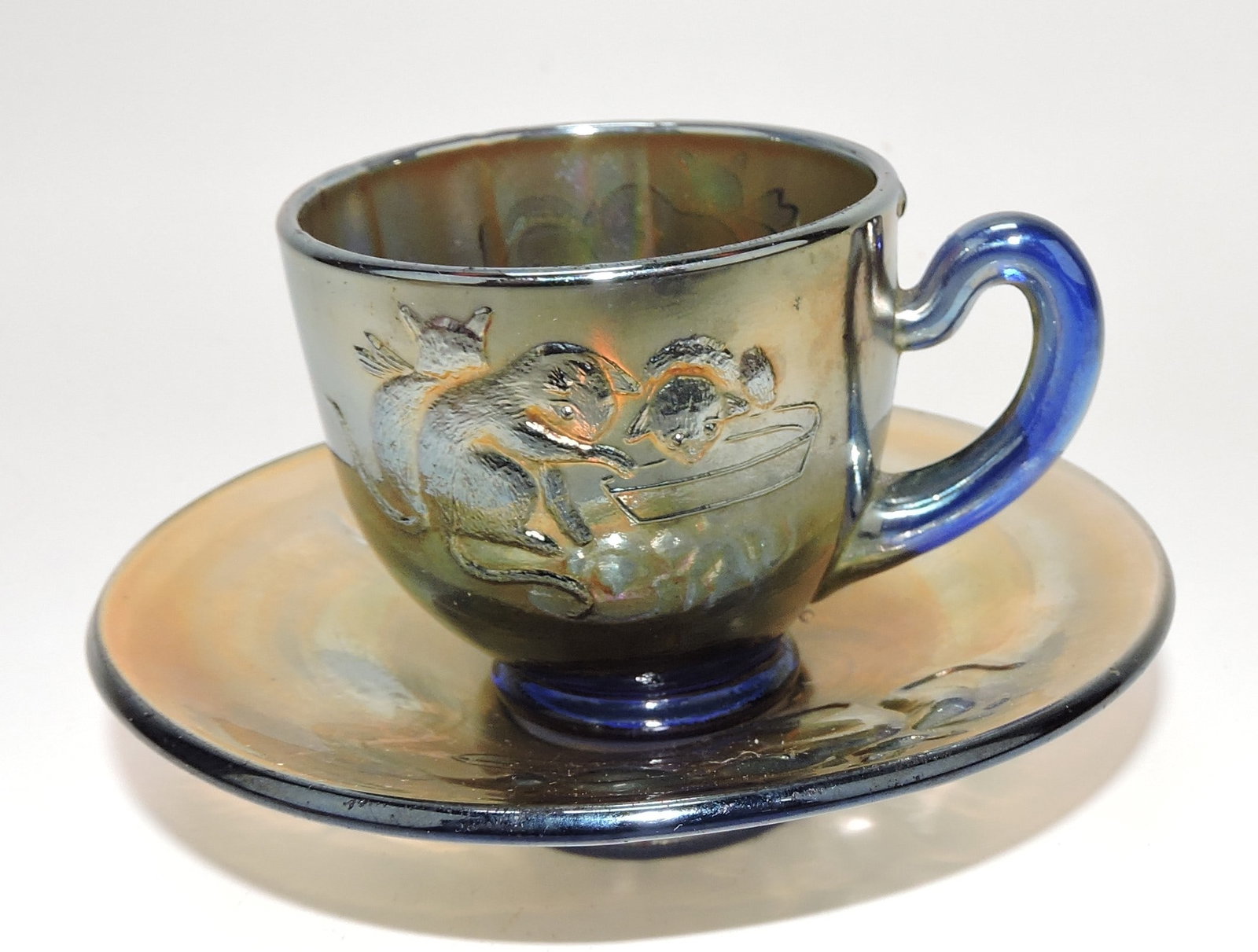 Fenton blue Kittens cup & saucer: .