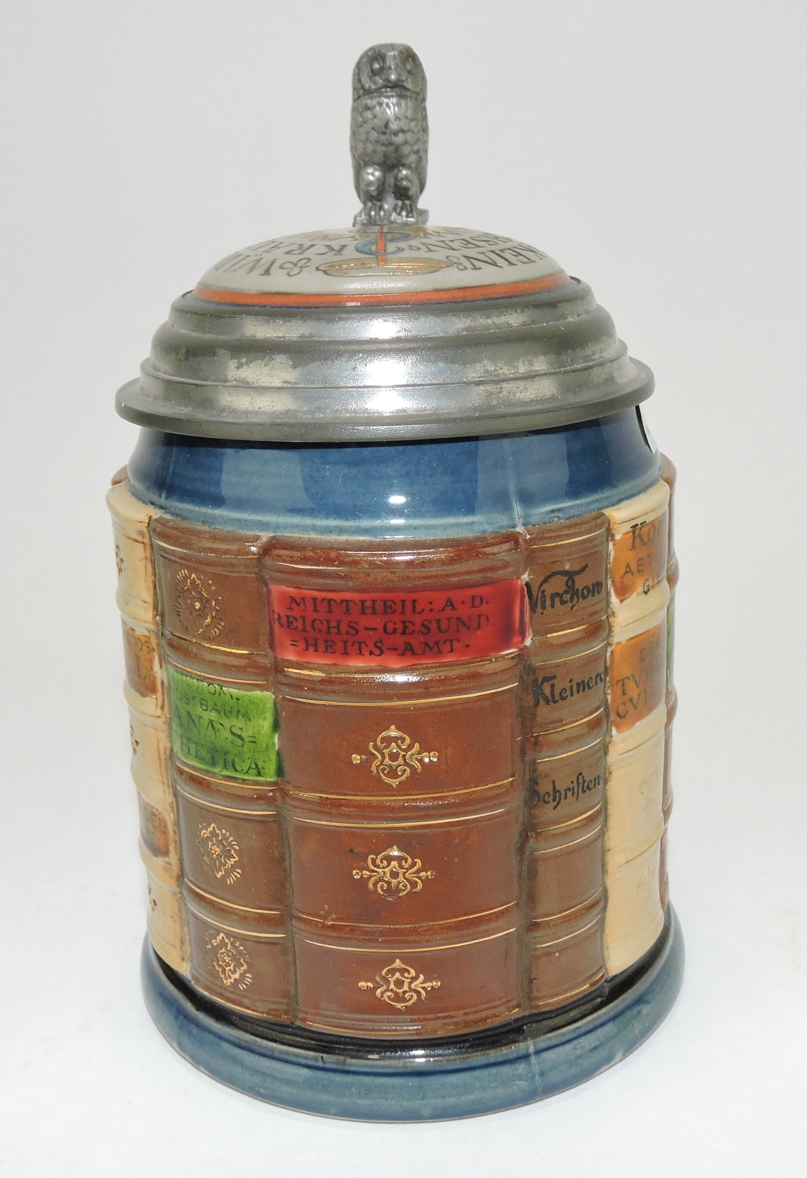 Mettlach Occupational Book Stein: #2001 1/2L, Medicine