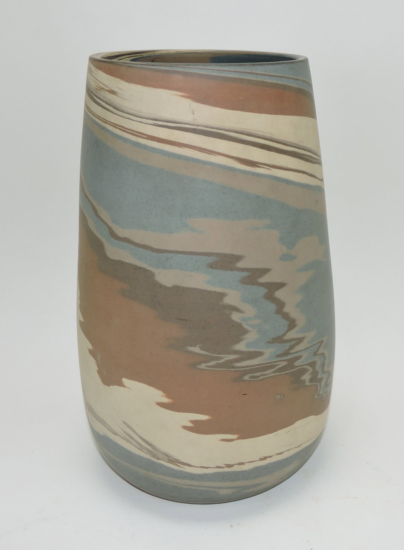 Niloak Mission Swirl 10 1/2" vase: .
