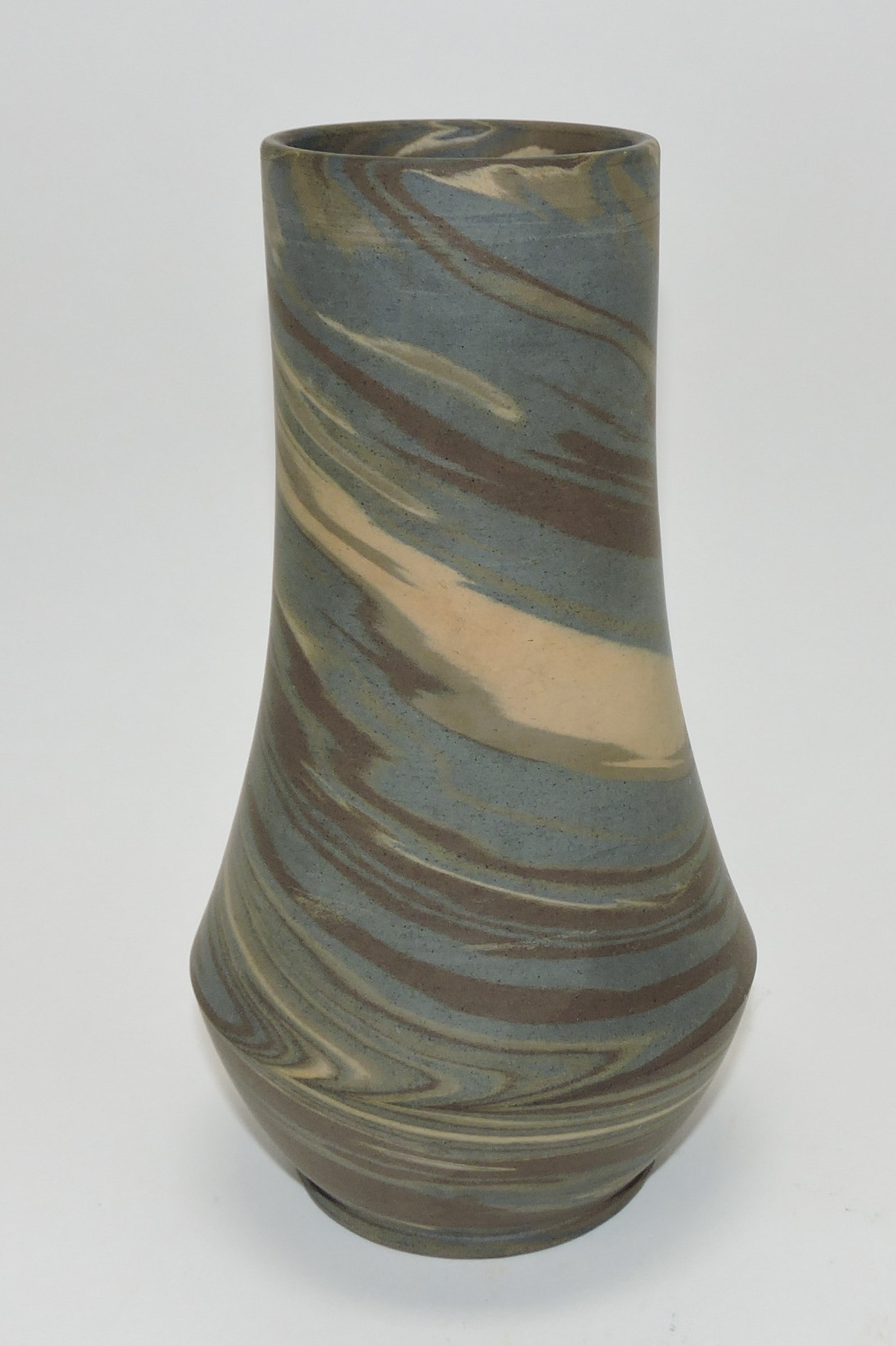 Niloak Mission Swirl 8 1/4" vase: .