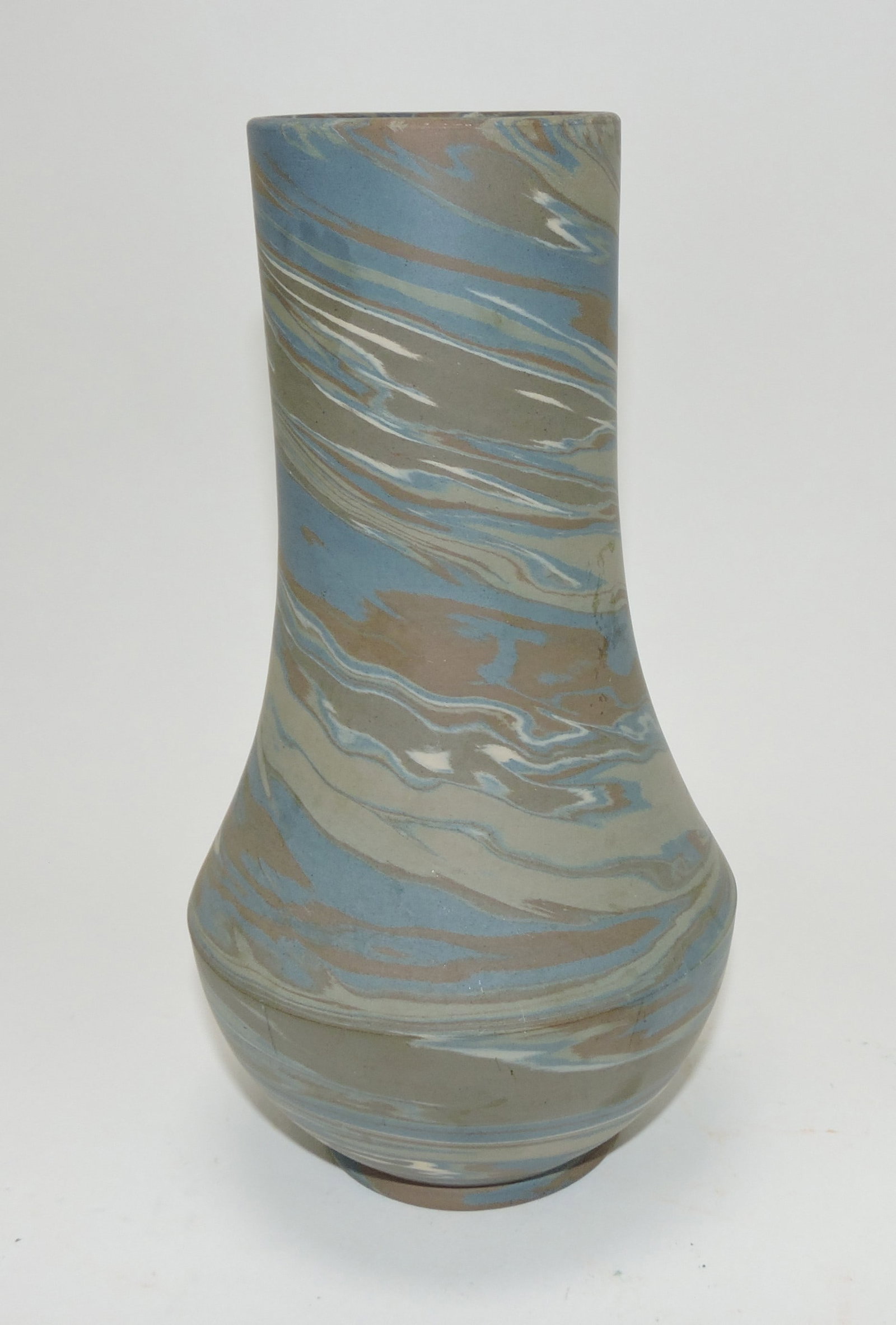 Niloak Mission Swirl 8" vase: .