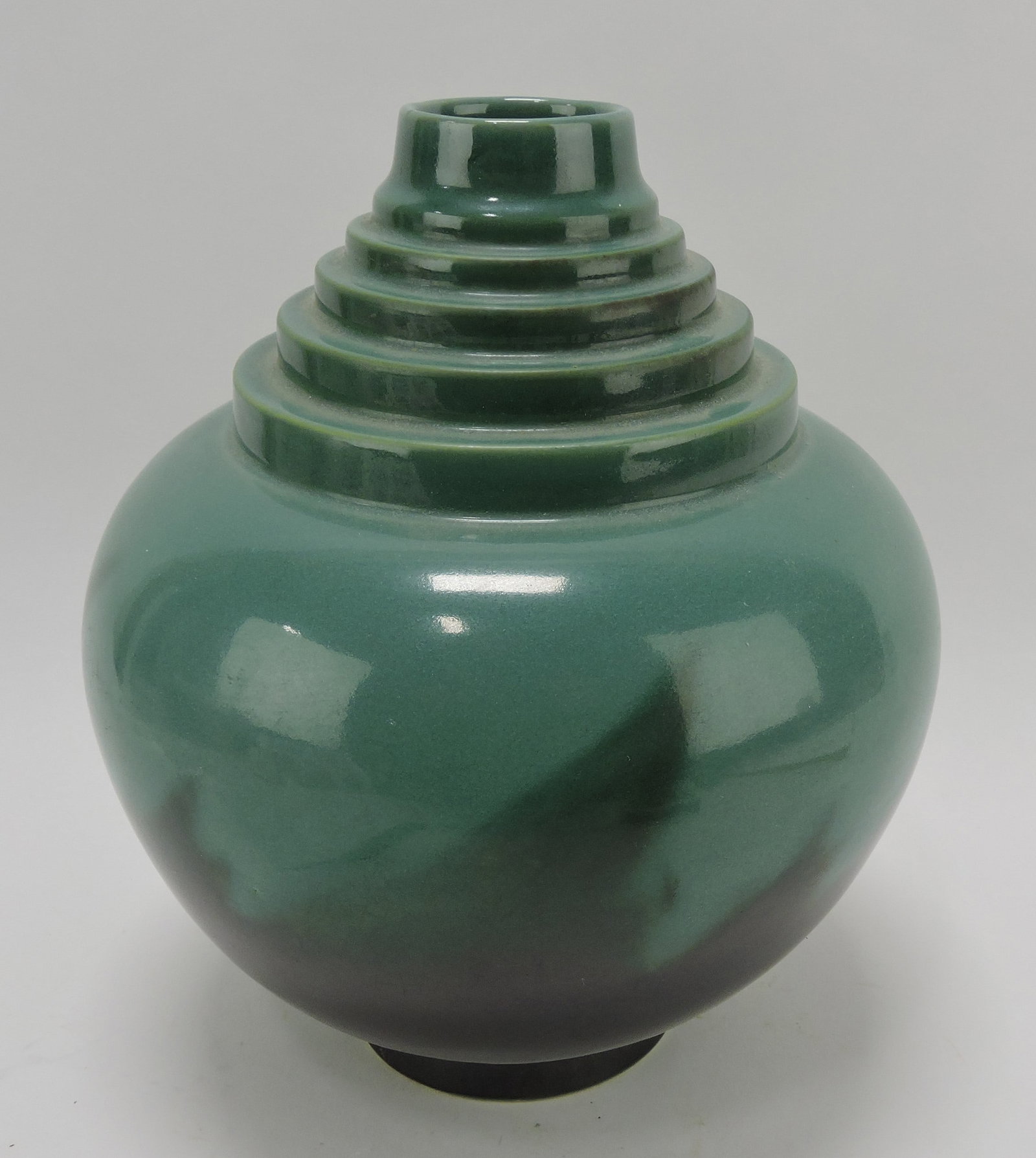 Roseville Futura vase, 391-10, with: paper label