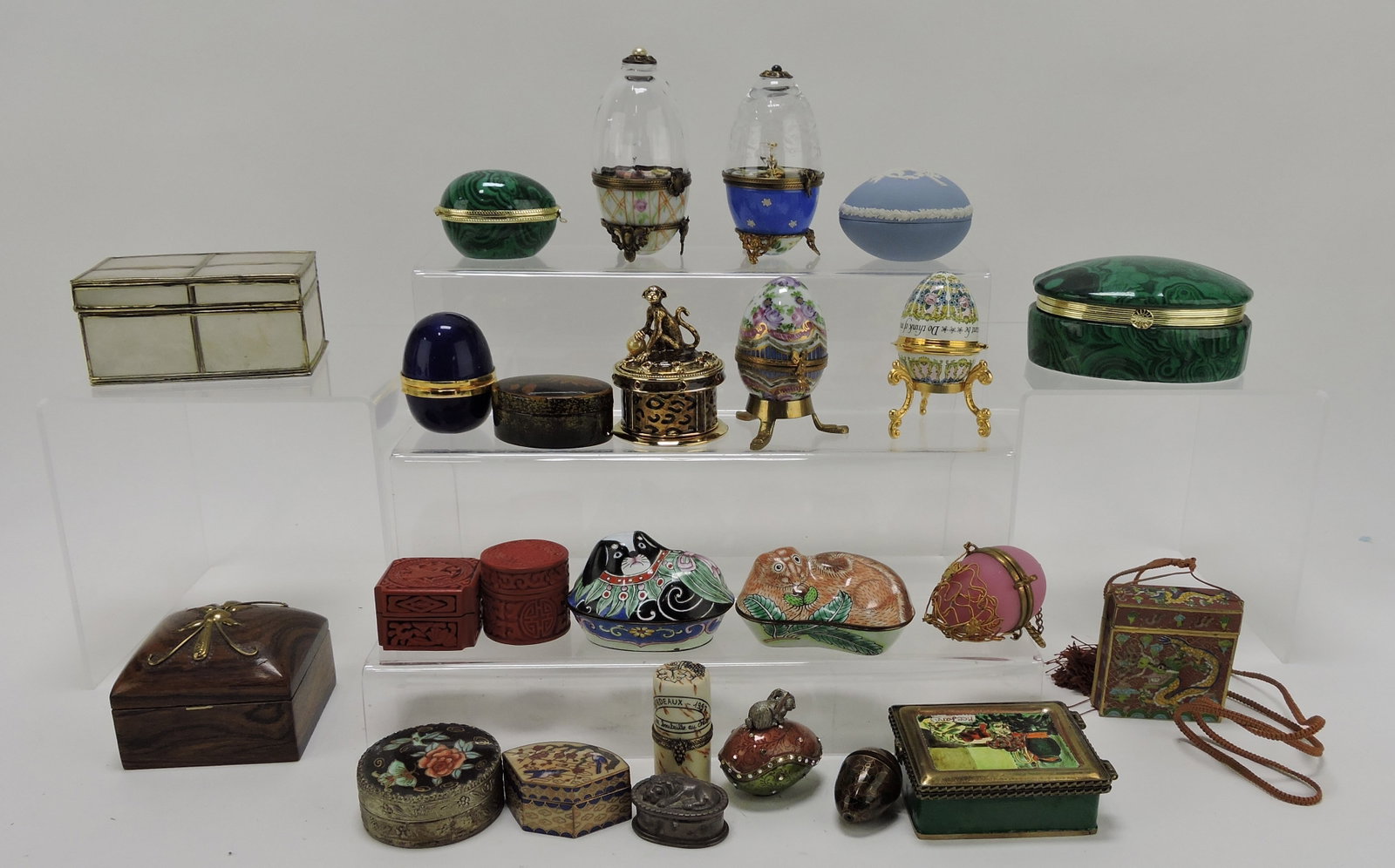 Lot of 25 assorted trinket boxes: .
