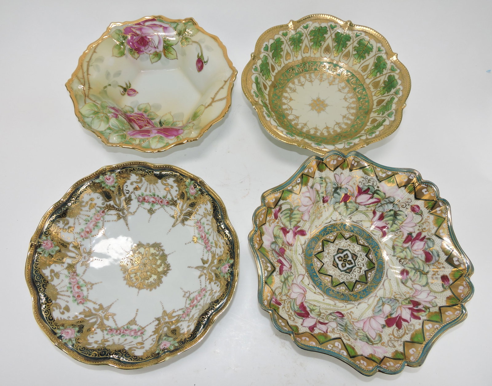 Nippon lot of 4 deep bowls 10 to 11": .