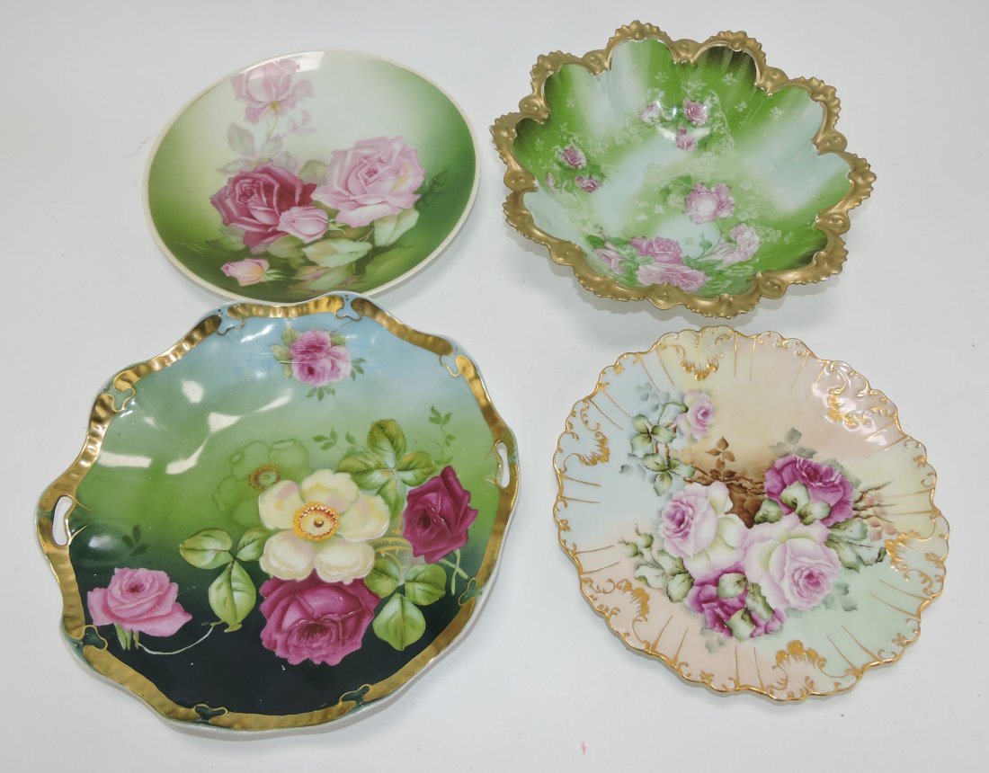 Hand painted lot of 4 bowl/plate/tray with: floral motif