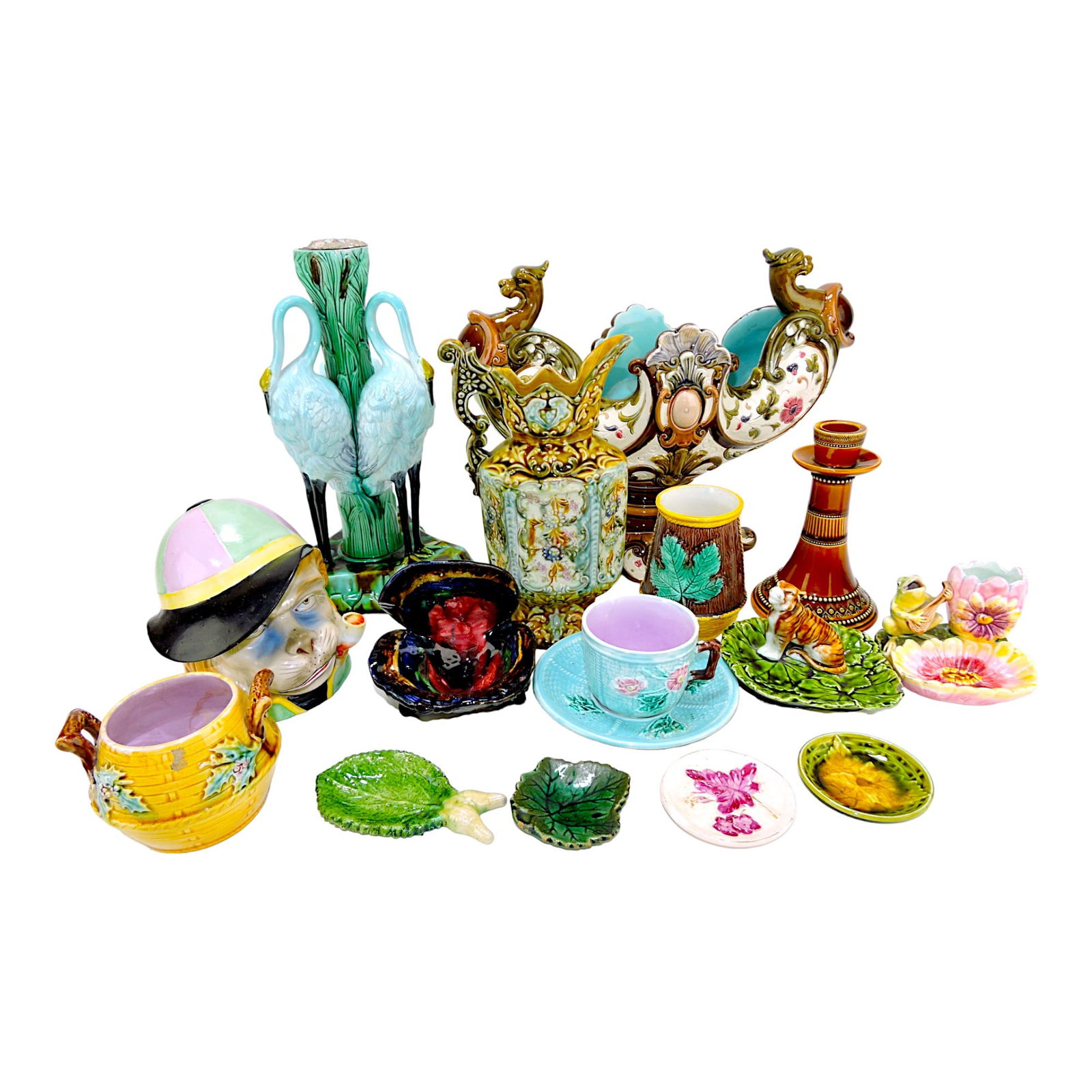 Majolica lot of 15 items, various condition (1 of 1)