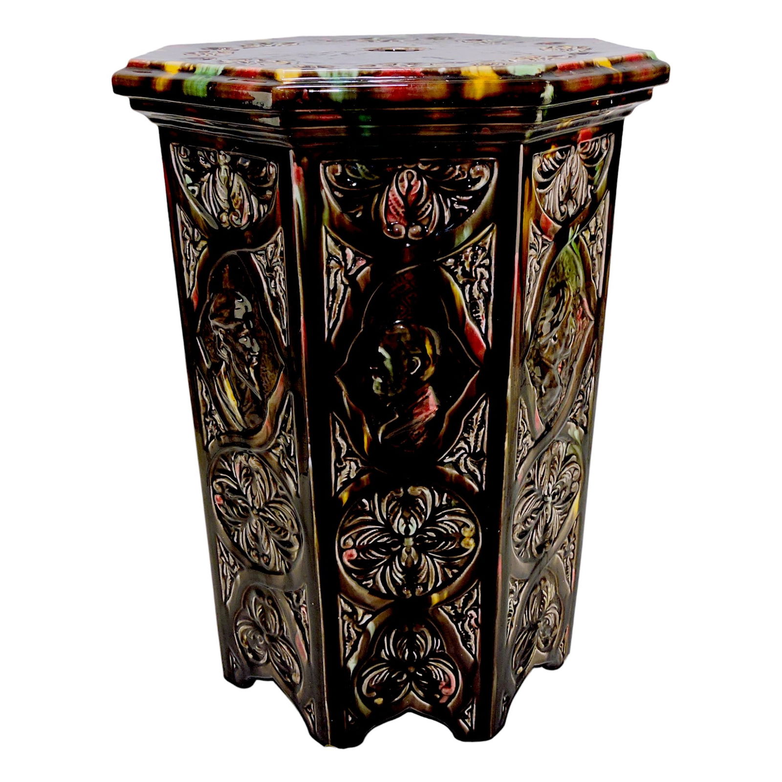 Majolica mottled garden seat with: portraits, 20"h