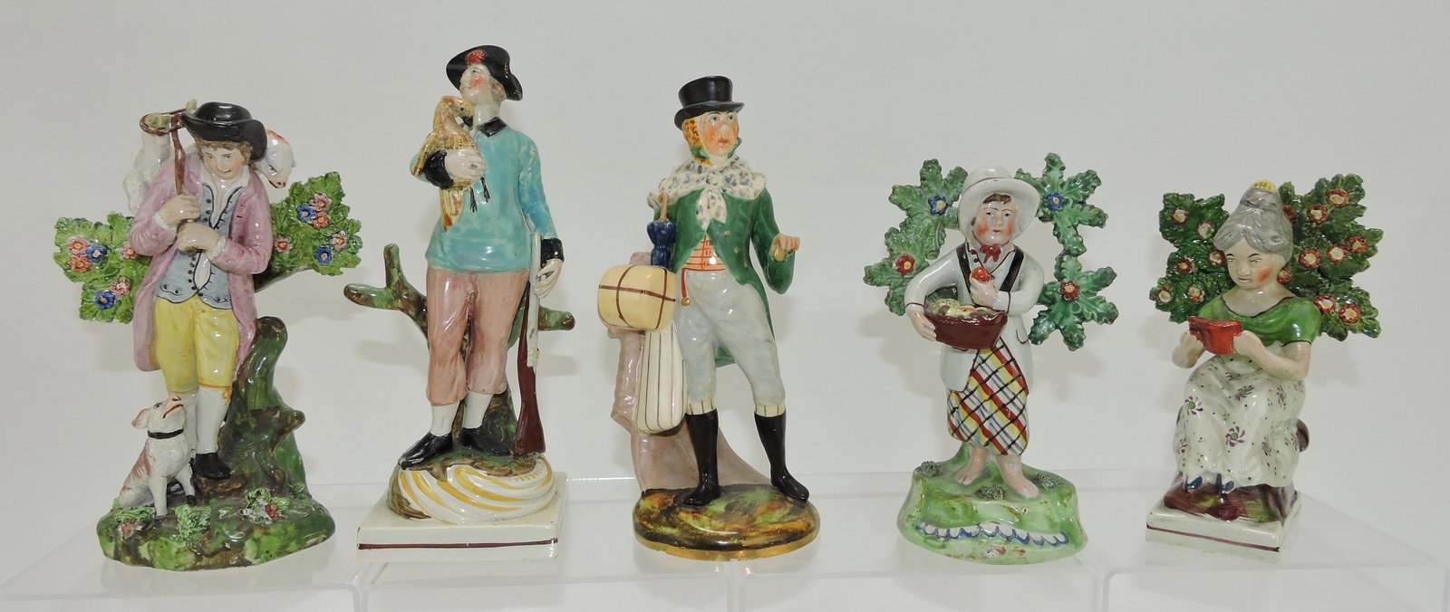 Staffordshire Pearlware lot of 5 figures,: 7 to 9", various condition