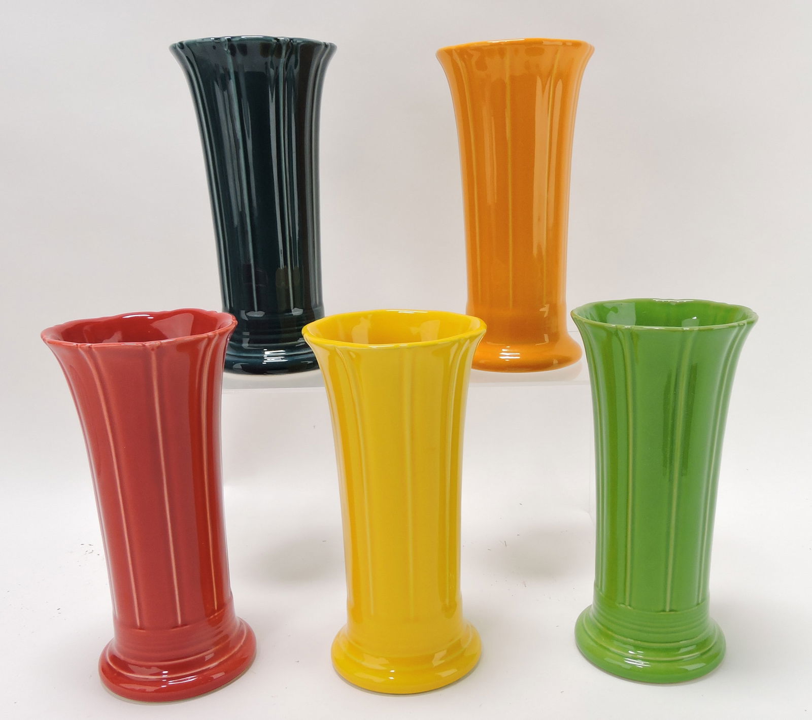 Fiesta Post 86 lot of 5 - 8" flower vases: (1 of 1)
