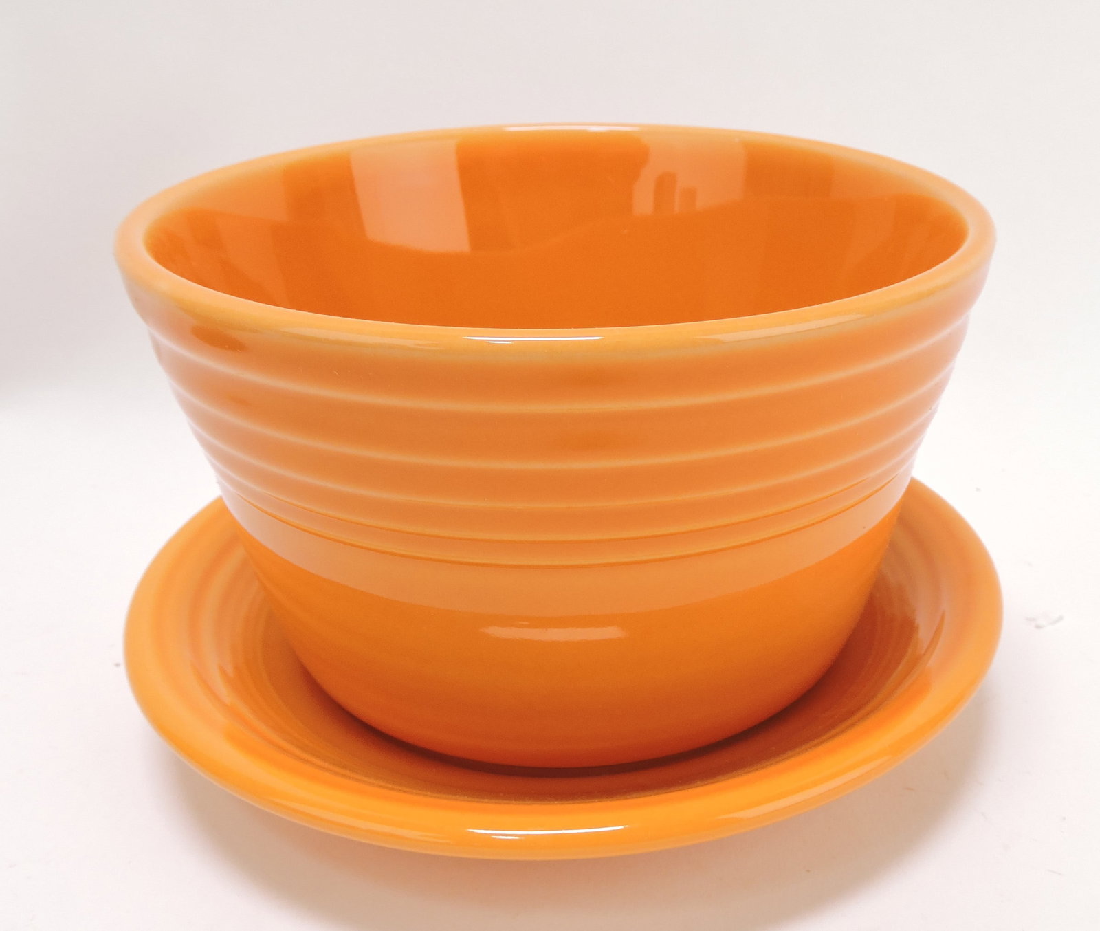 Fiesta Post 86 flower pot and saucer,: tangerine