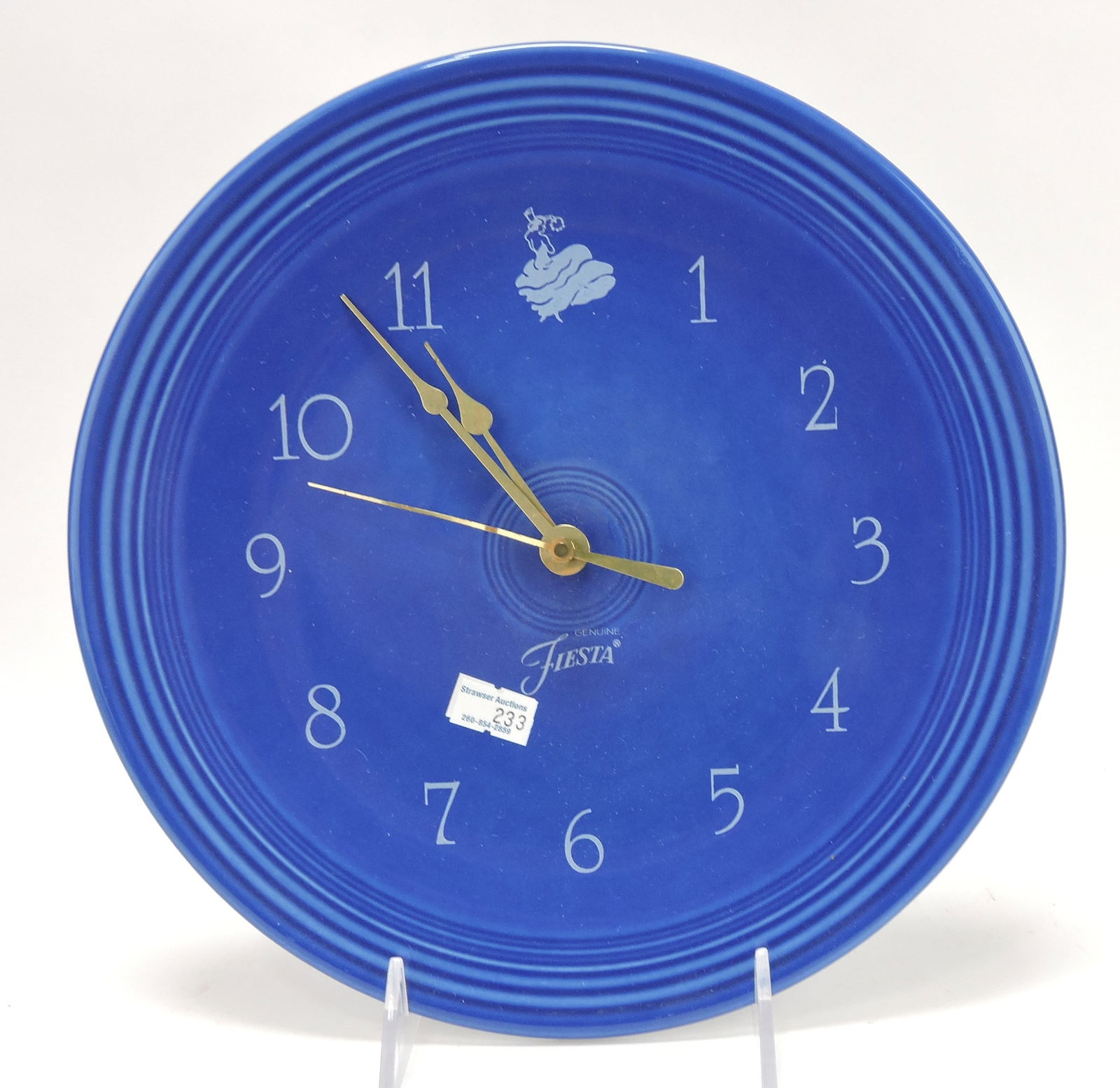 Fiesta Post 86 plate clock, sapphire (1 of 1)