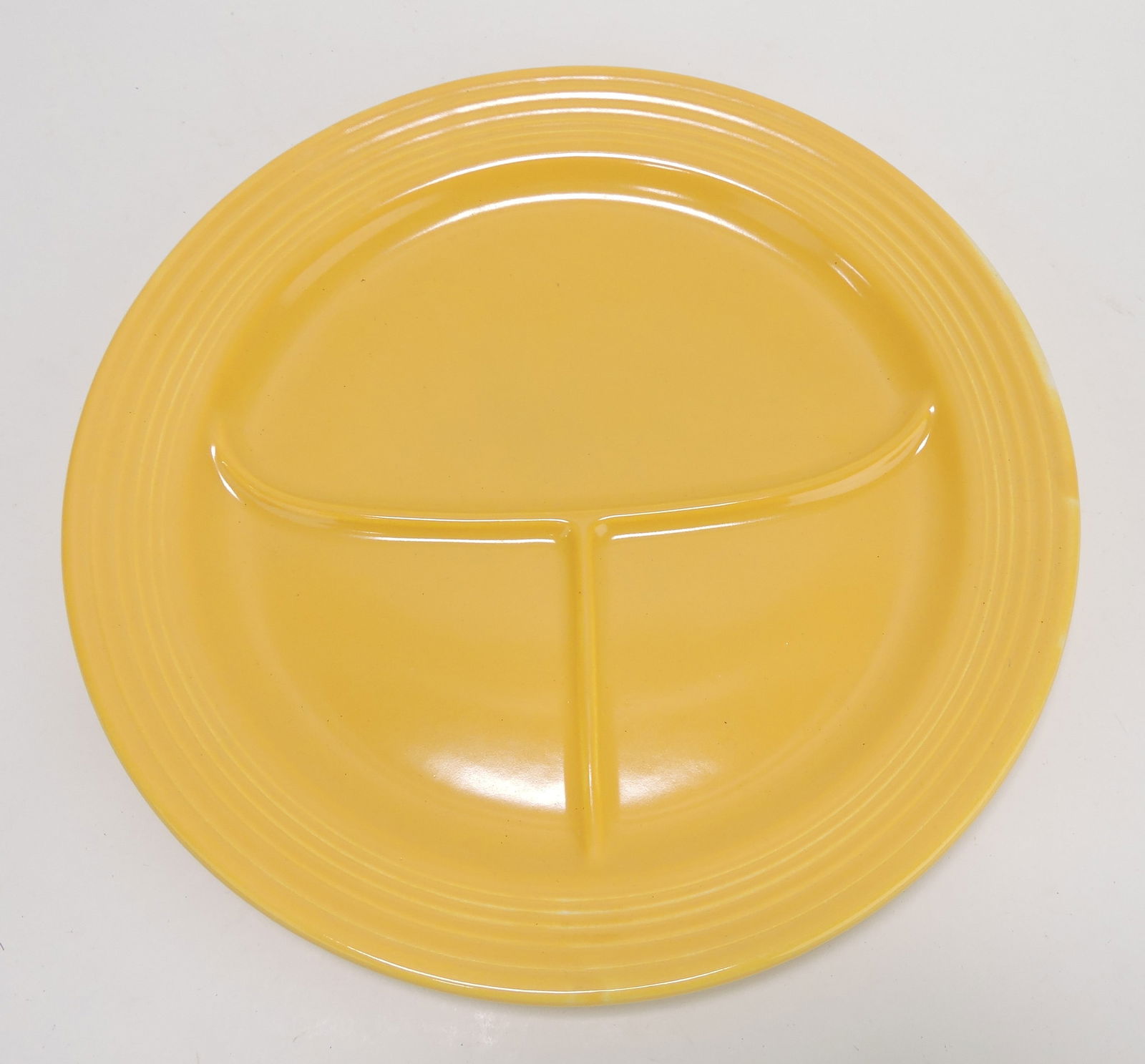 Fiesta 12" compartment plate, yellow (1 of 1)