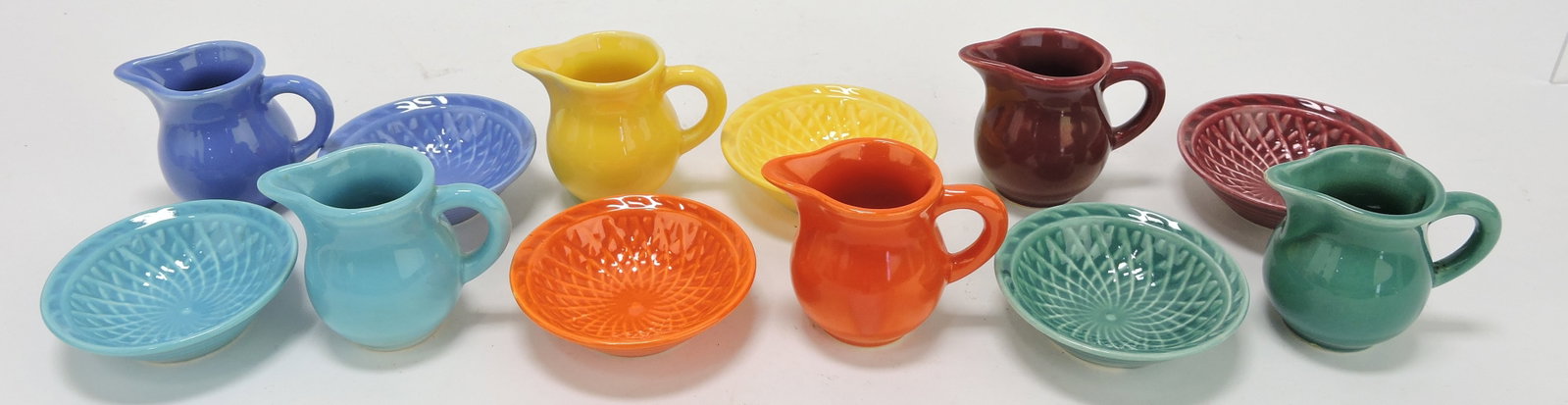 Harlequin individual creamer and nut cup: group, 6 different colors