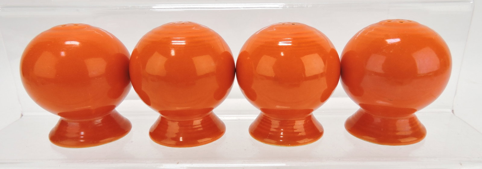 Fiesta shaker group, 2 pair, red: .