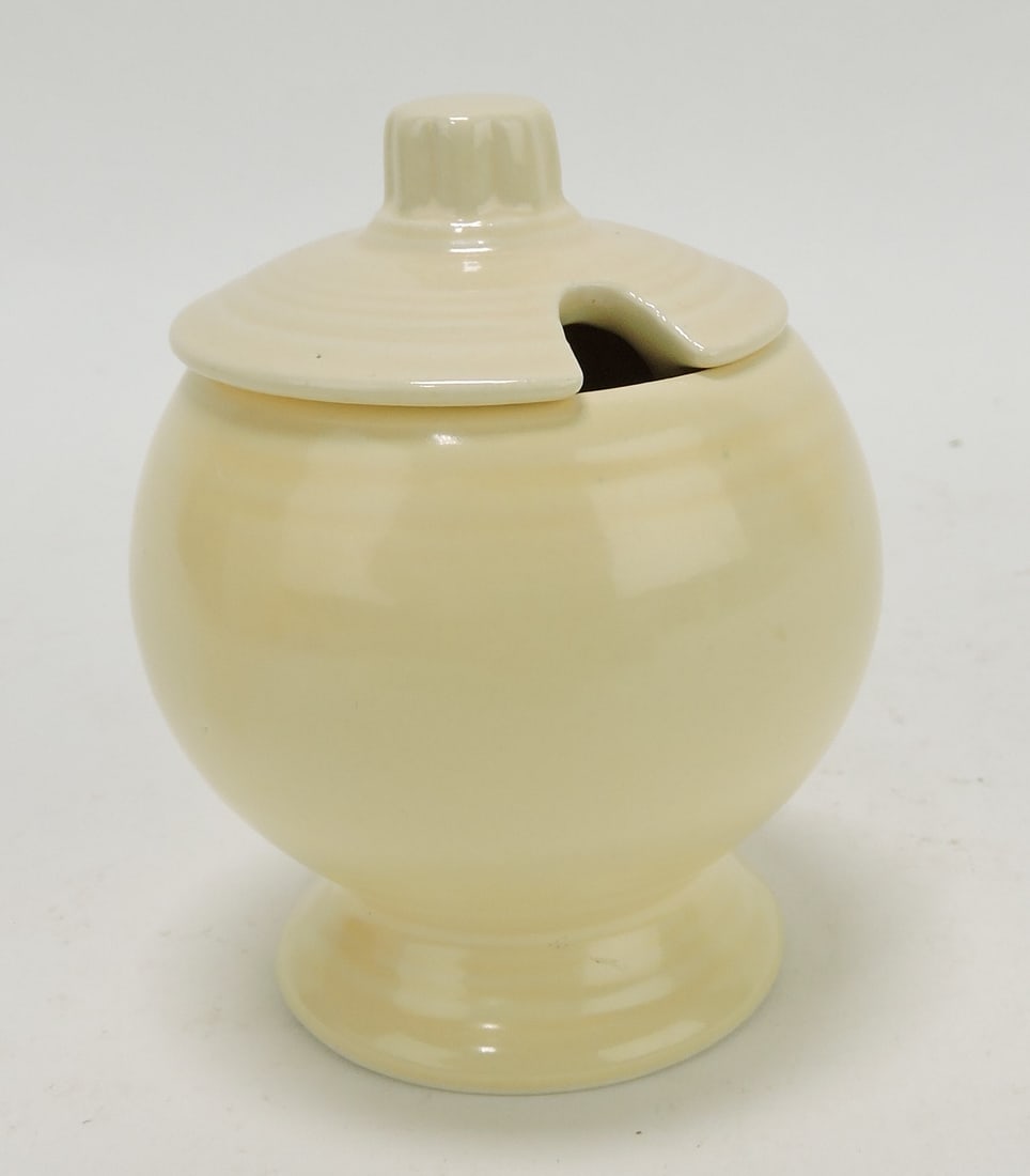 Fiesta mustard, ivory (1 of 1)