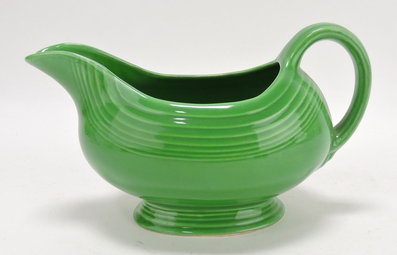 Fiesta sauce boat, medium green (1 of 1)