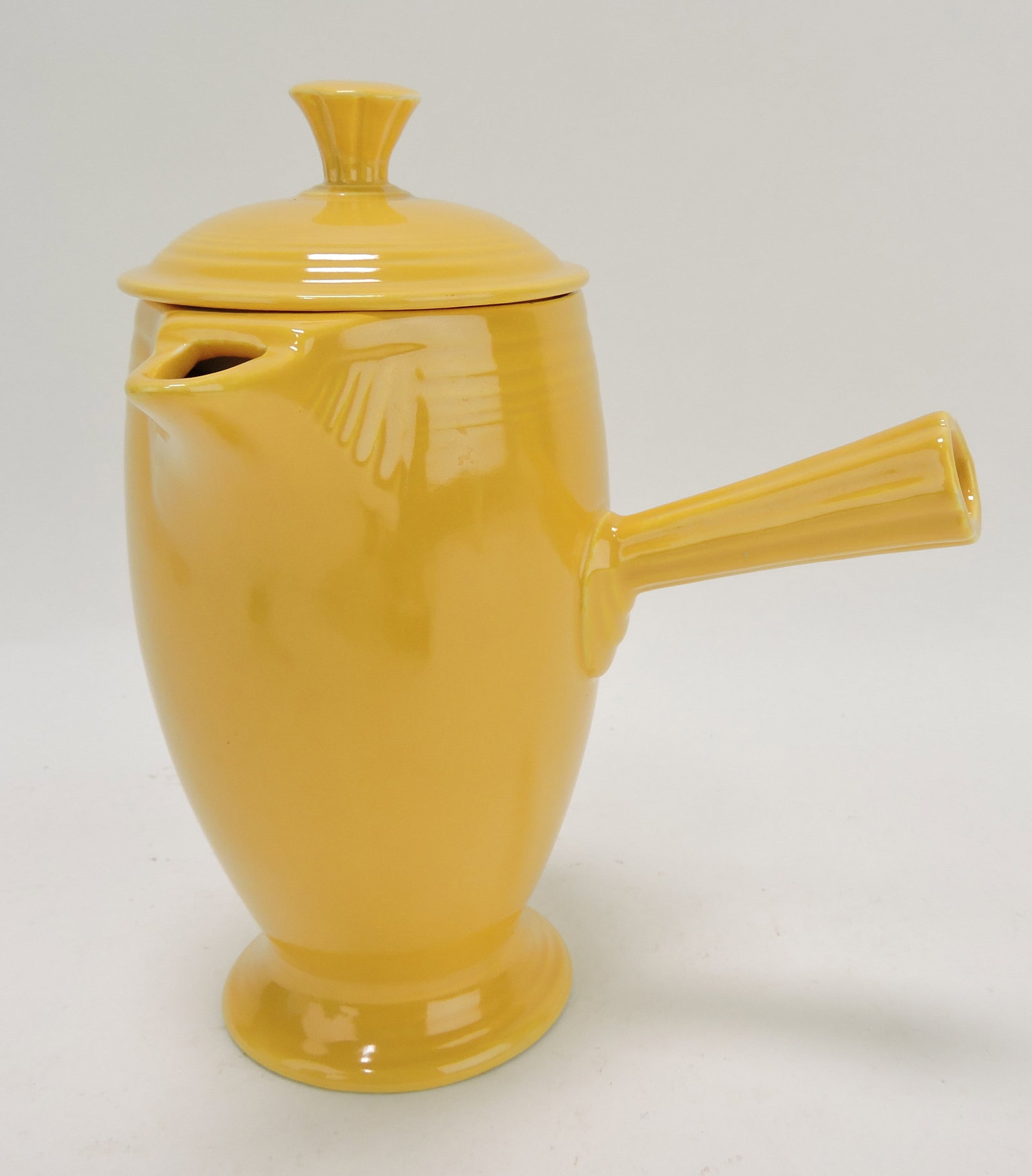 Fiesta demitasse coffee pot, yellow (1 of 1)