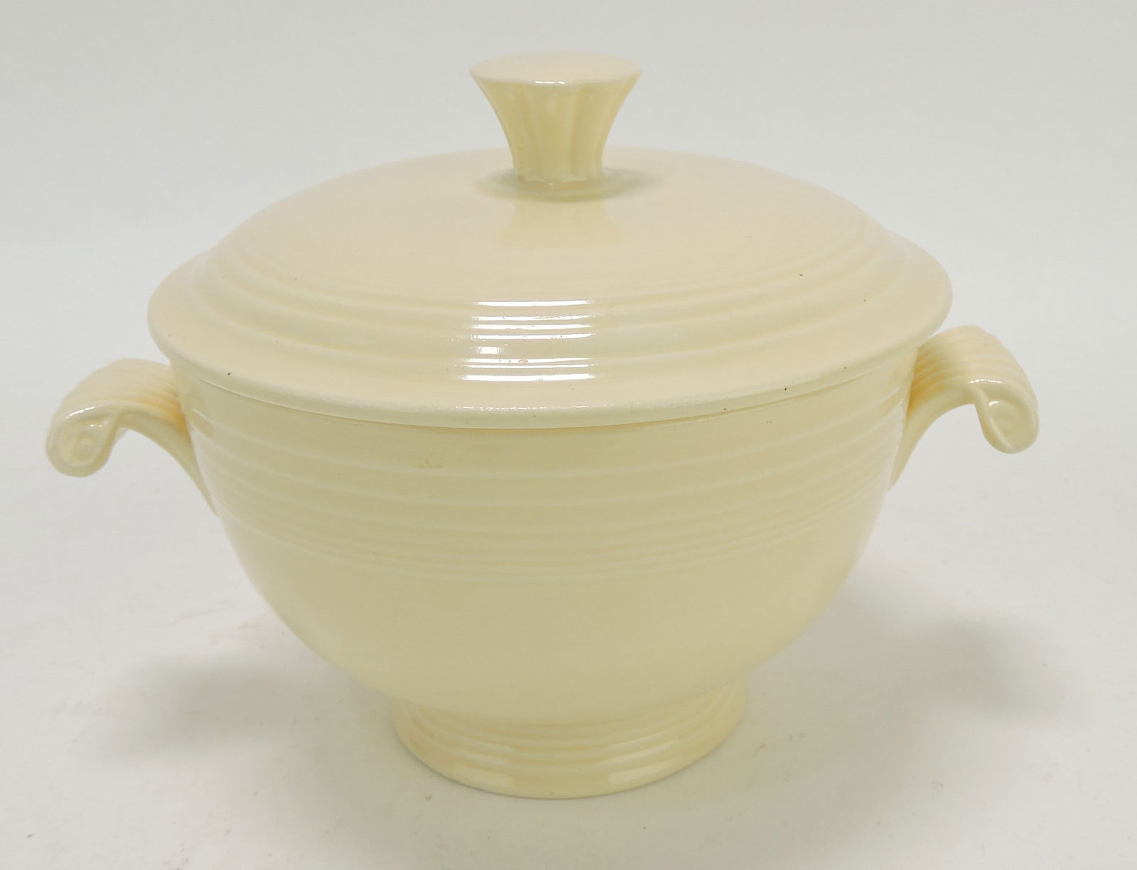 Fiesta covered onion soup, ivory (1 of 1)