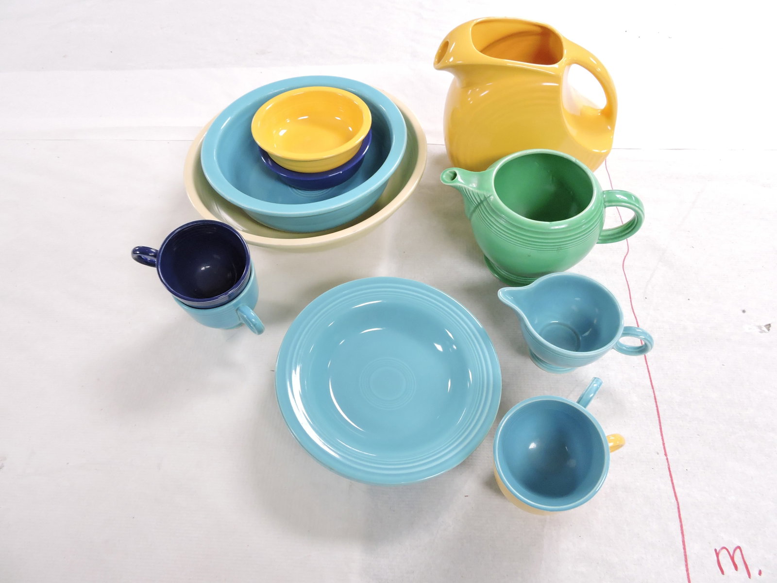 Fiesta lot of 13 pcs, various condition: .