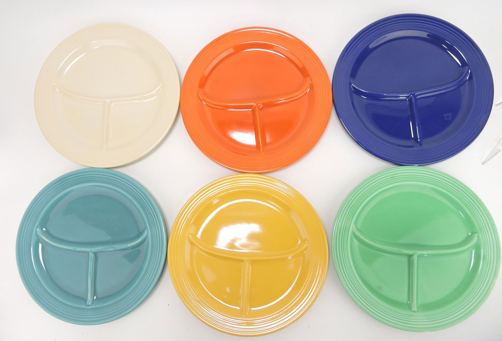 Fiesta 10 1/2" compartment plate (1 of 1)