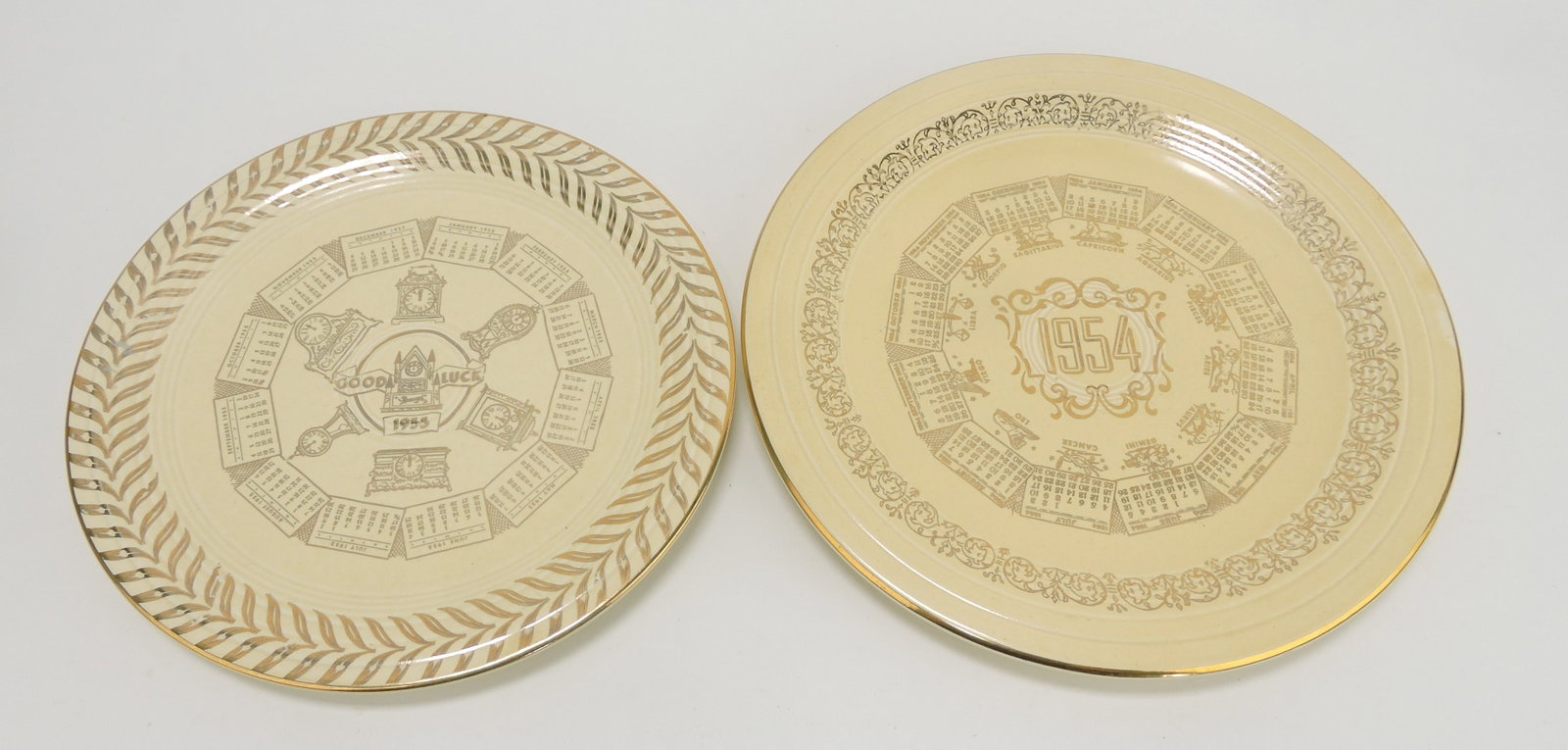 Fiesta lot of 2 calendar plates: .