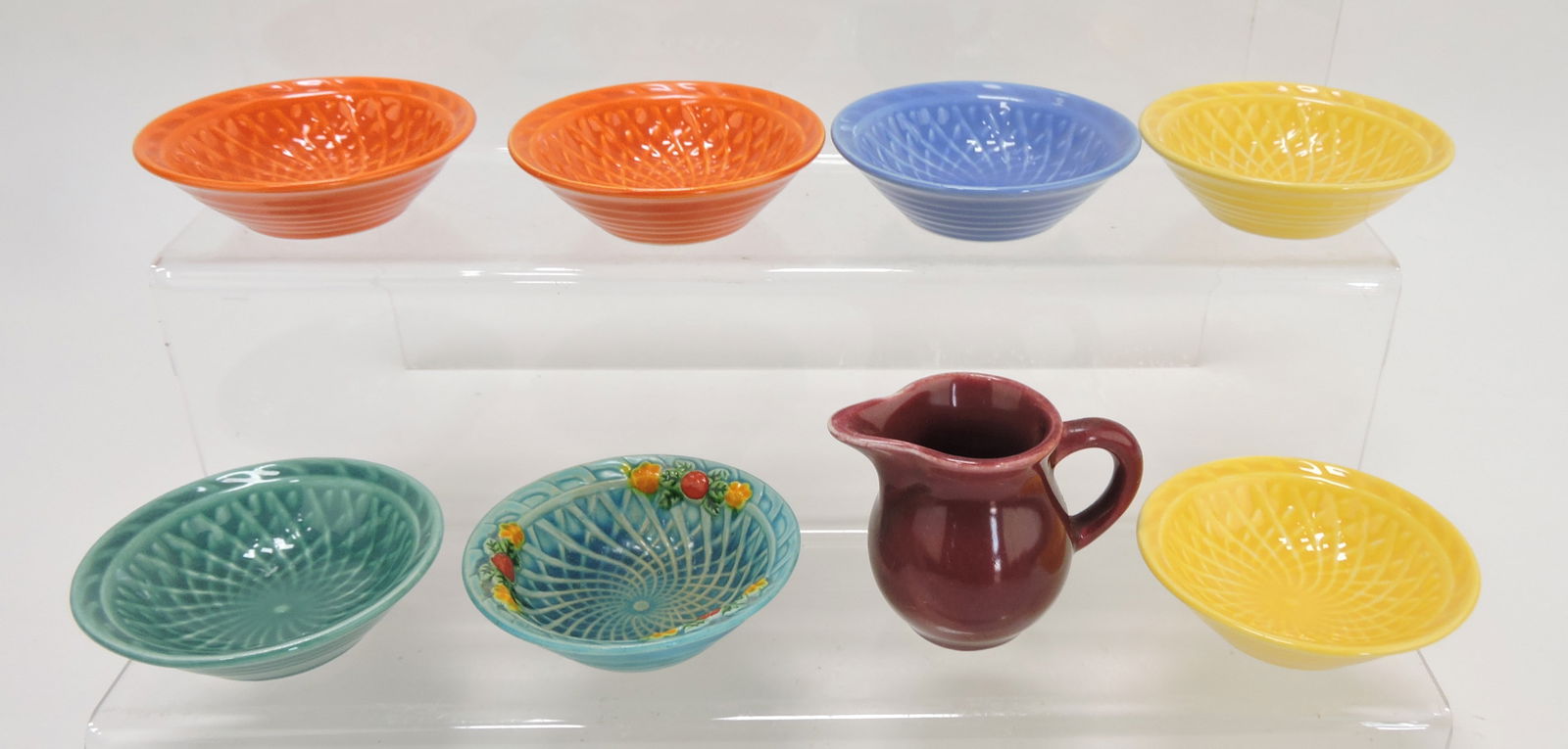 Harlequin individual creamer and: 7 nut cups, mixed