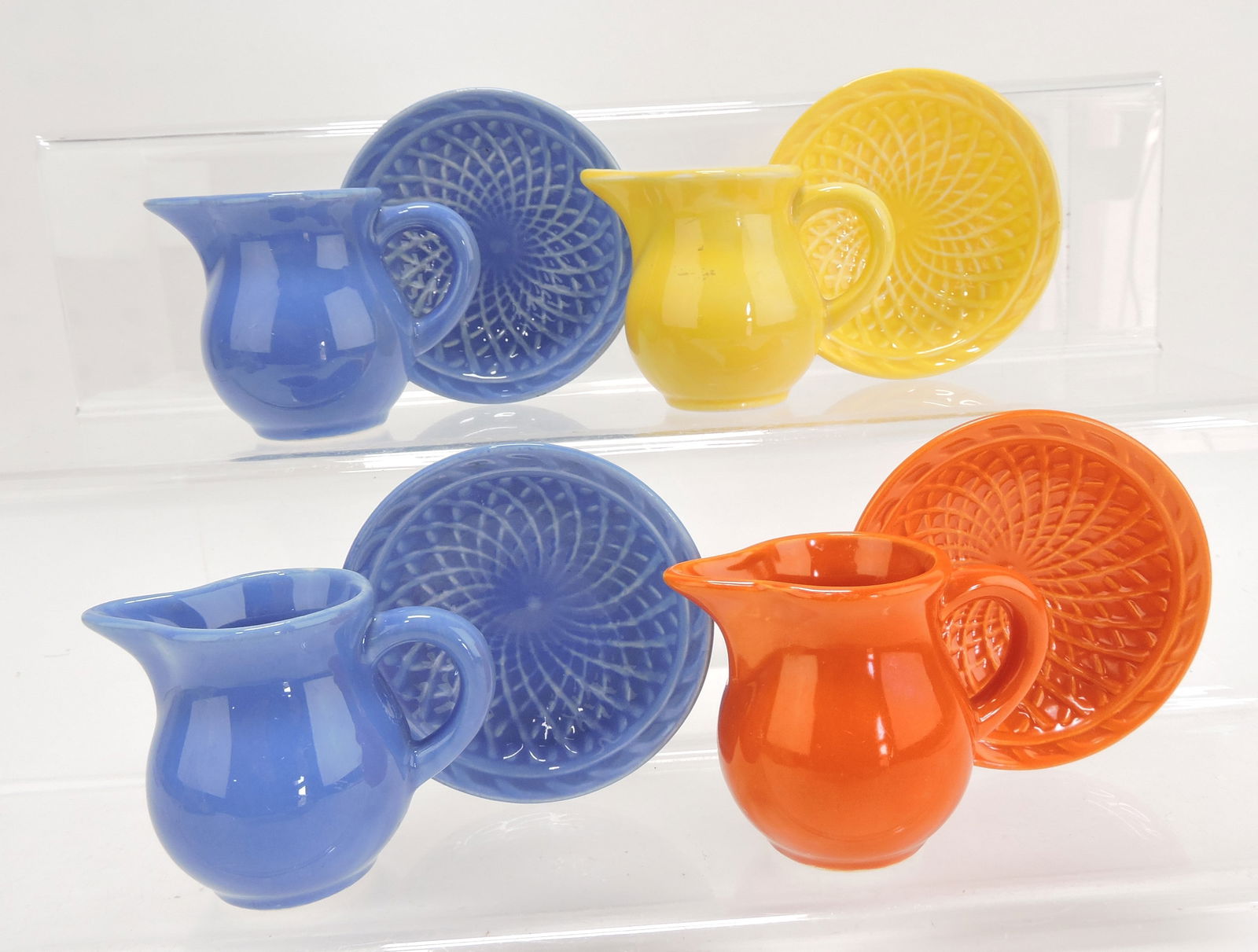 Harlequin individual creamer and nut: cup group, 4 mixed