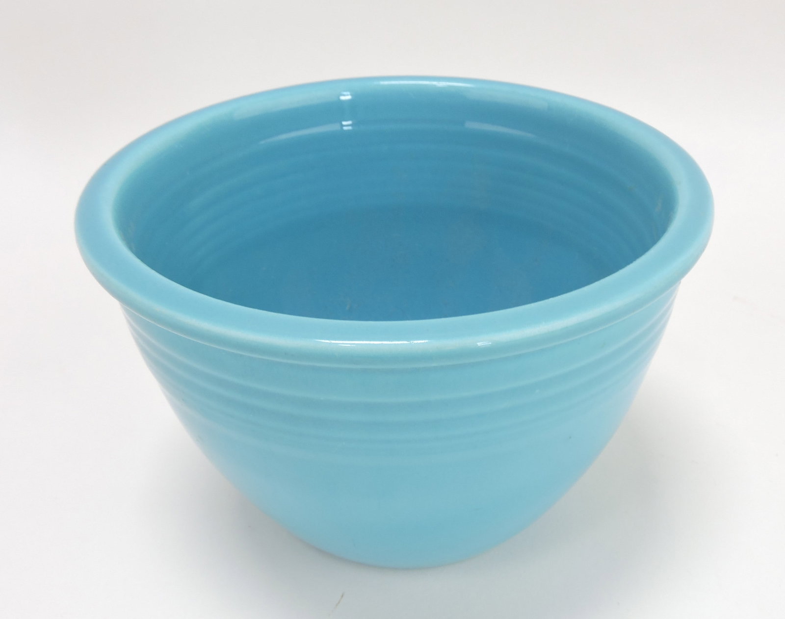 Fiesta #2 mixing bowl, turquoise,: inside rings