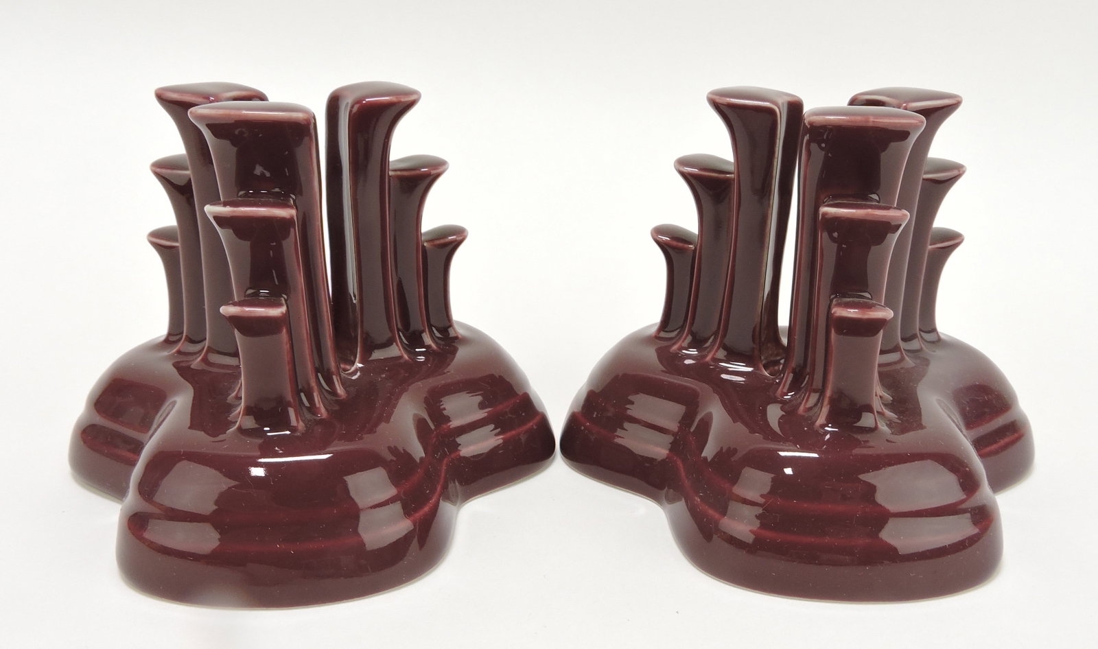 Fiesta Post 86 pair of pyramid candle: holders, claret, 112/500
