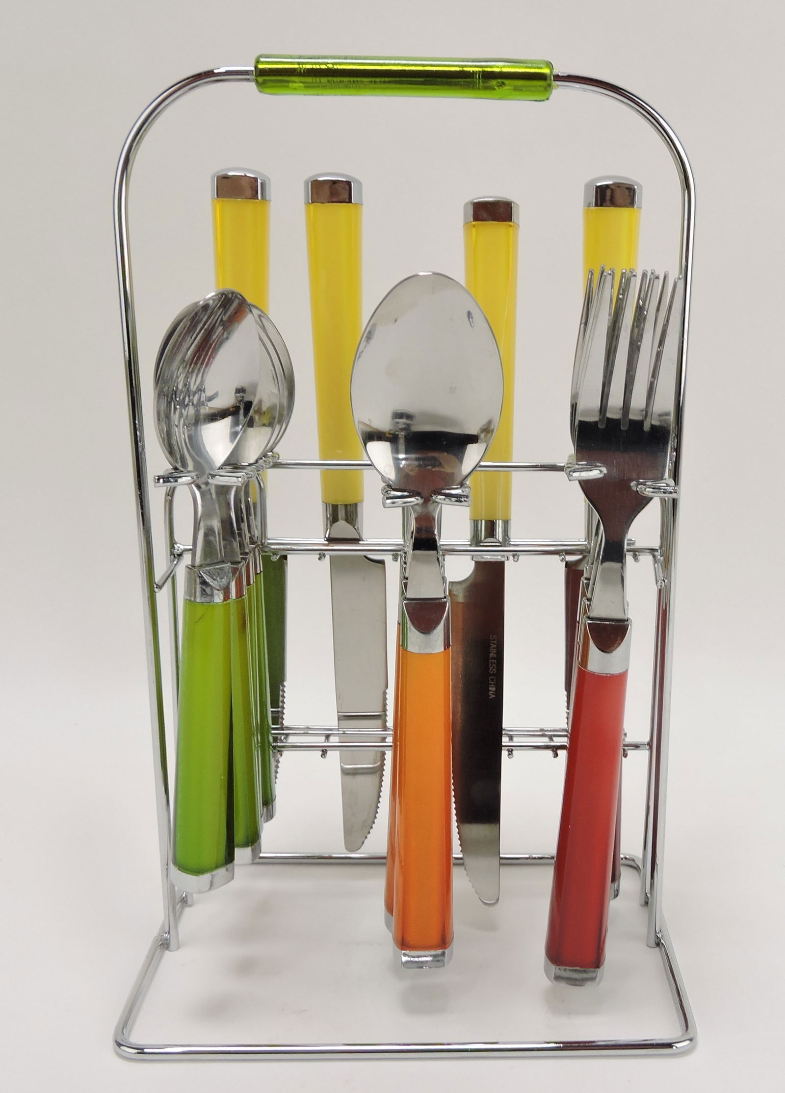 Fiesta Post 86 go along silverware set (1 of 1)