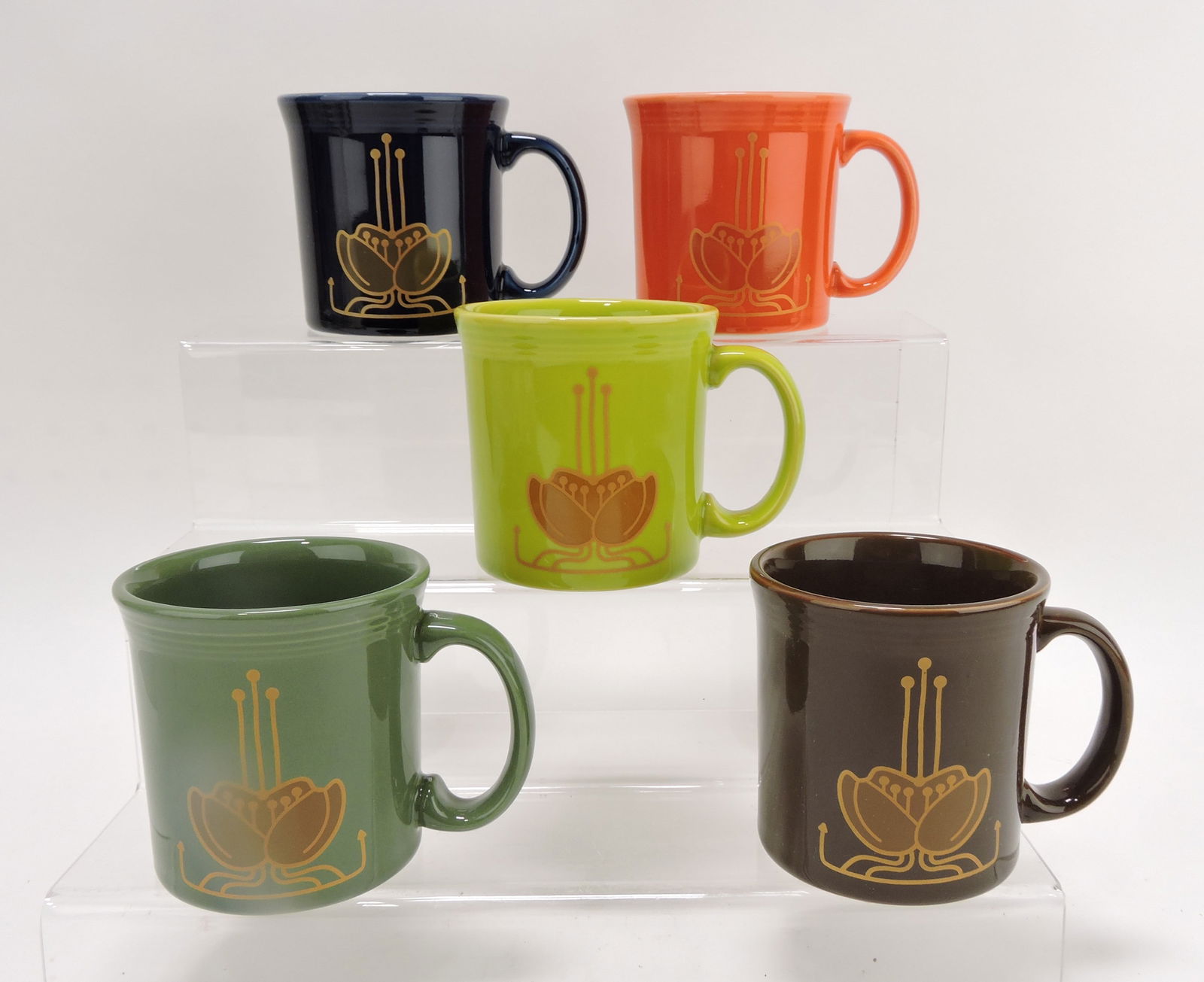 Fiesta Post 86 lot of 5 mugs, 'Morse: Museum of American Art'