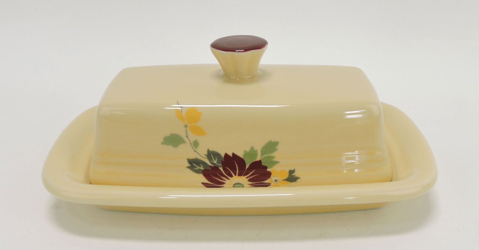 Fiesta Post 86 butter dish, clematis (1 of 1)