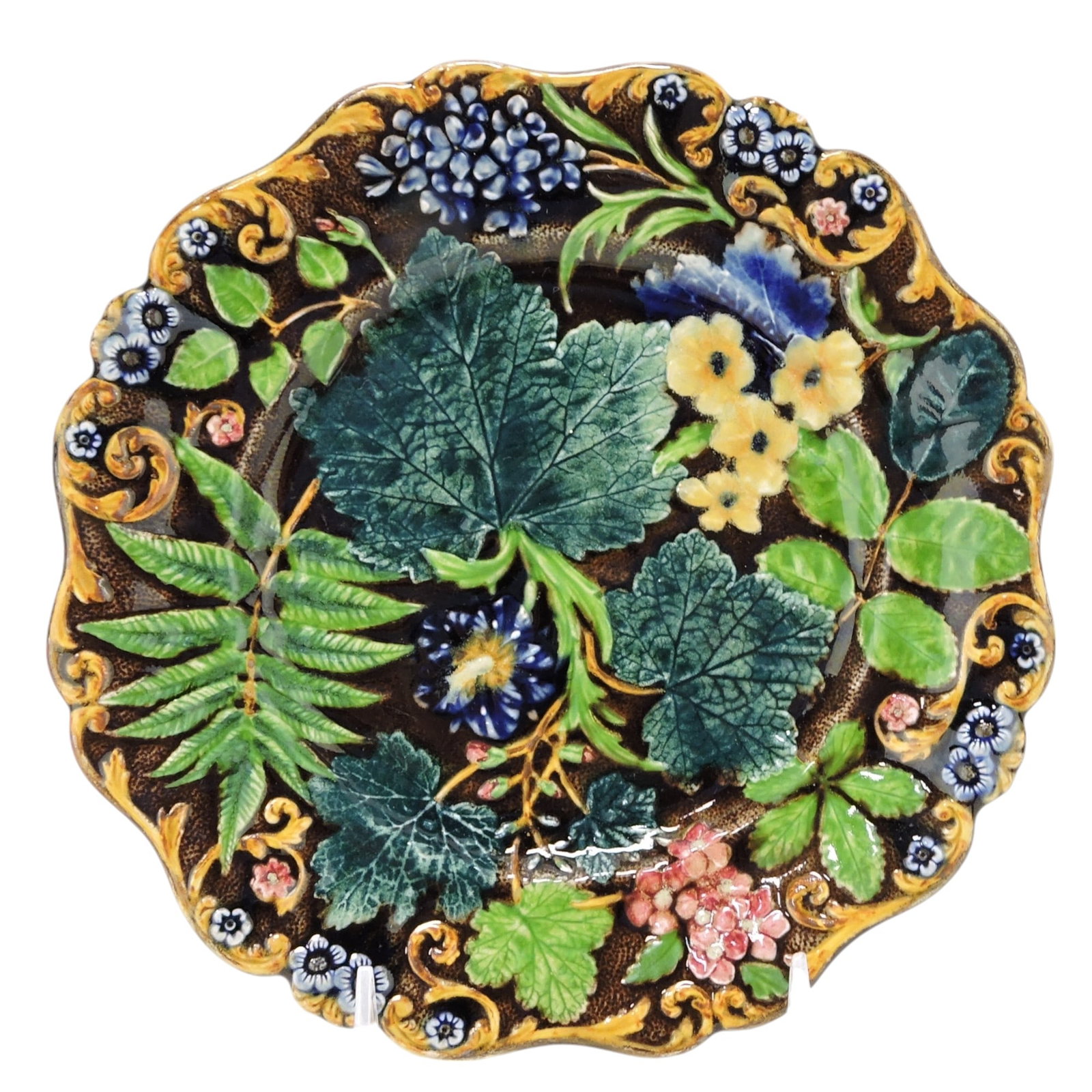 Alcock majolica leaf, fern, and floral: plate, 9"