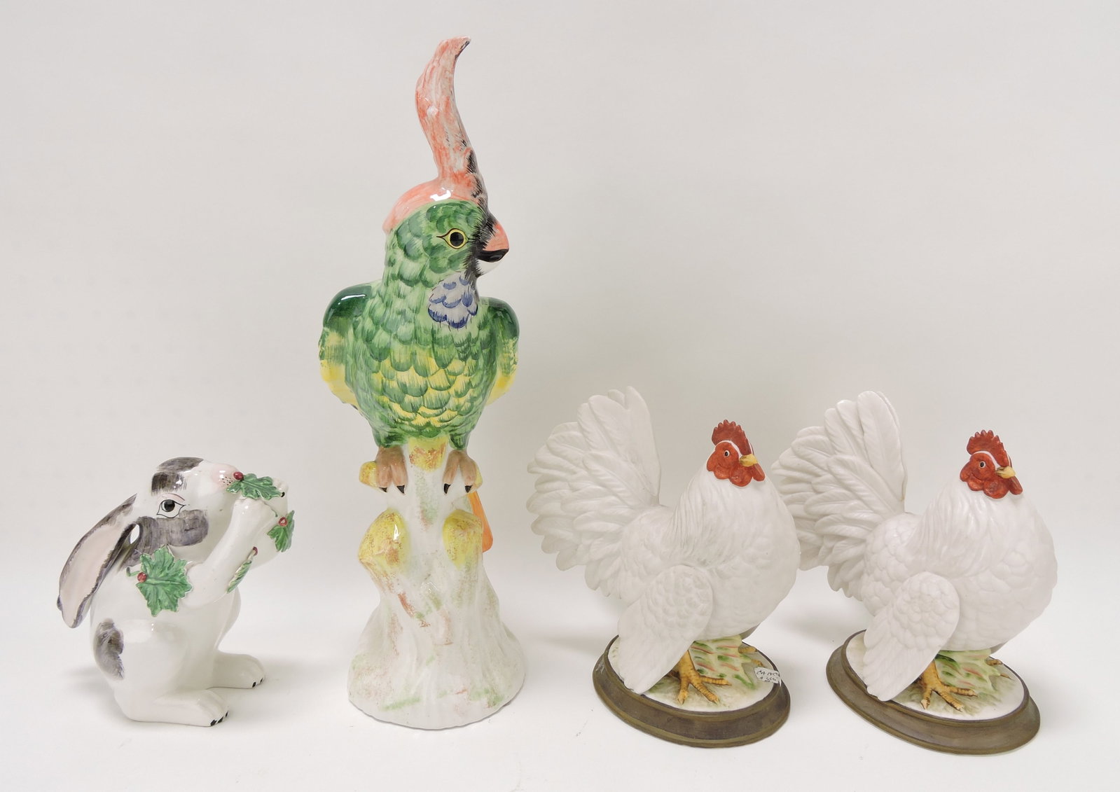 Mottahedeh (Italy) lot of 4 figures:: rabbit (chip), parrots, and 2 chickens