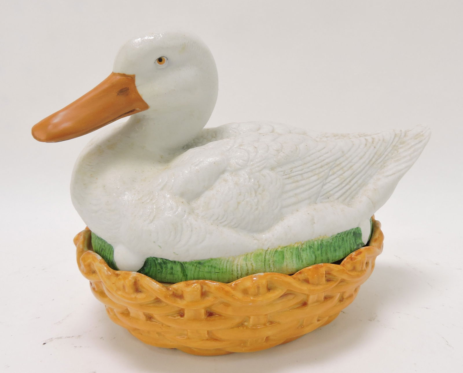 Staffordshire duck covered dish, (1 of 1)