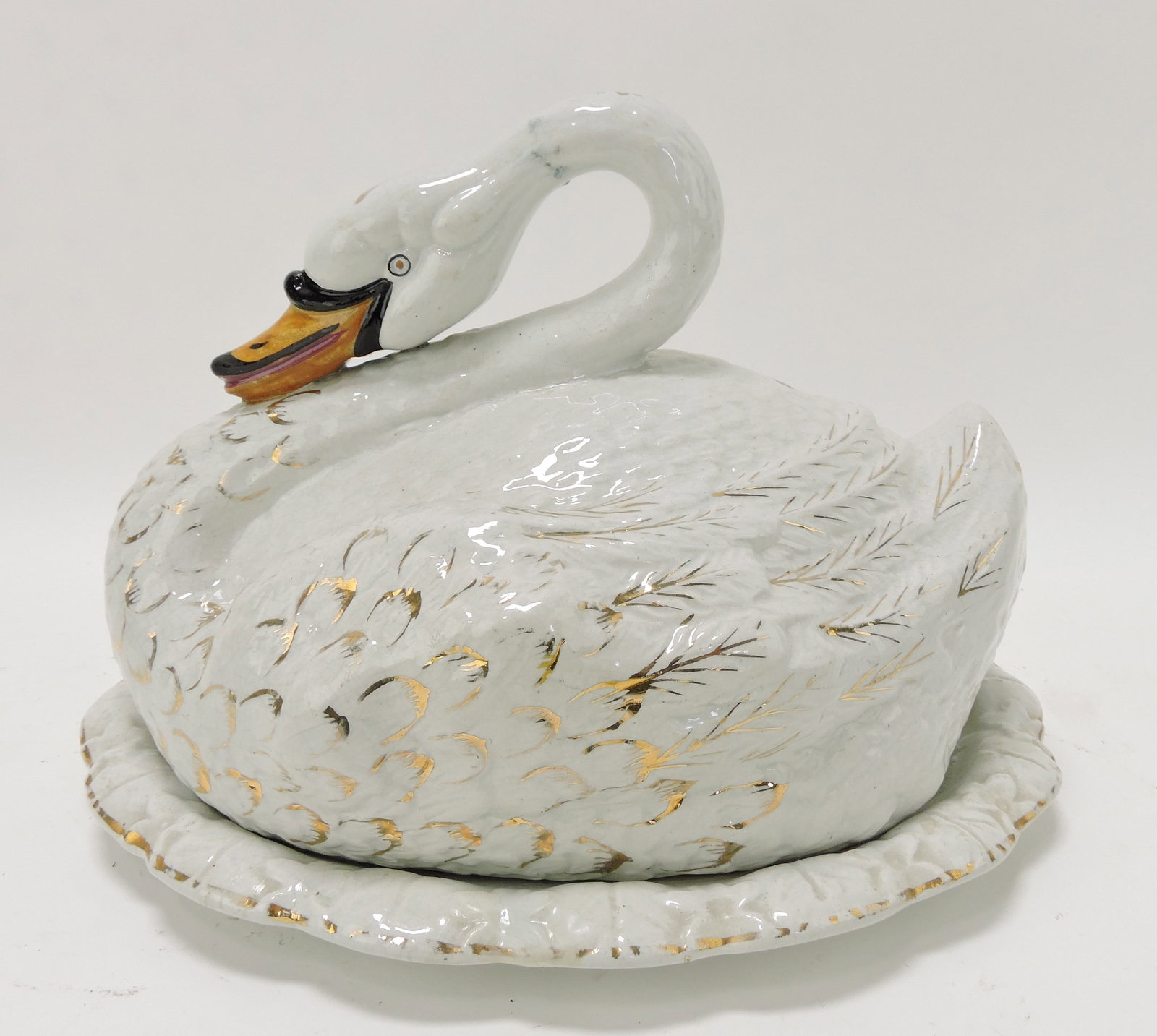 Staffordshire swan covered dish 7 1/2",: tray repaired