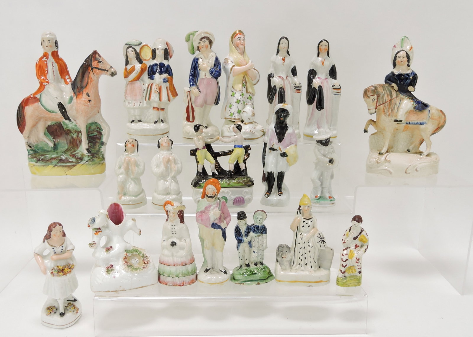 Staffordshire and Pearlware lot of: 19 figures
