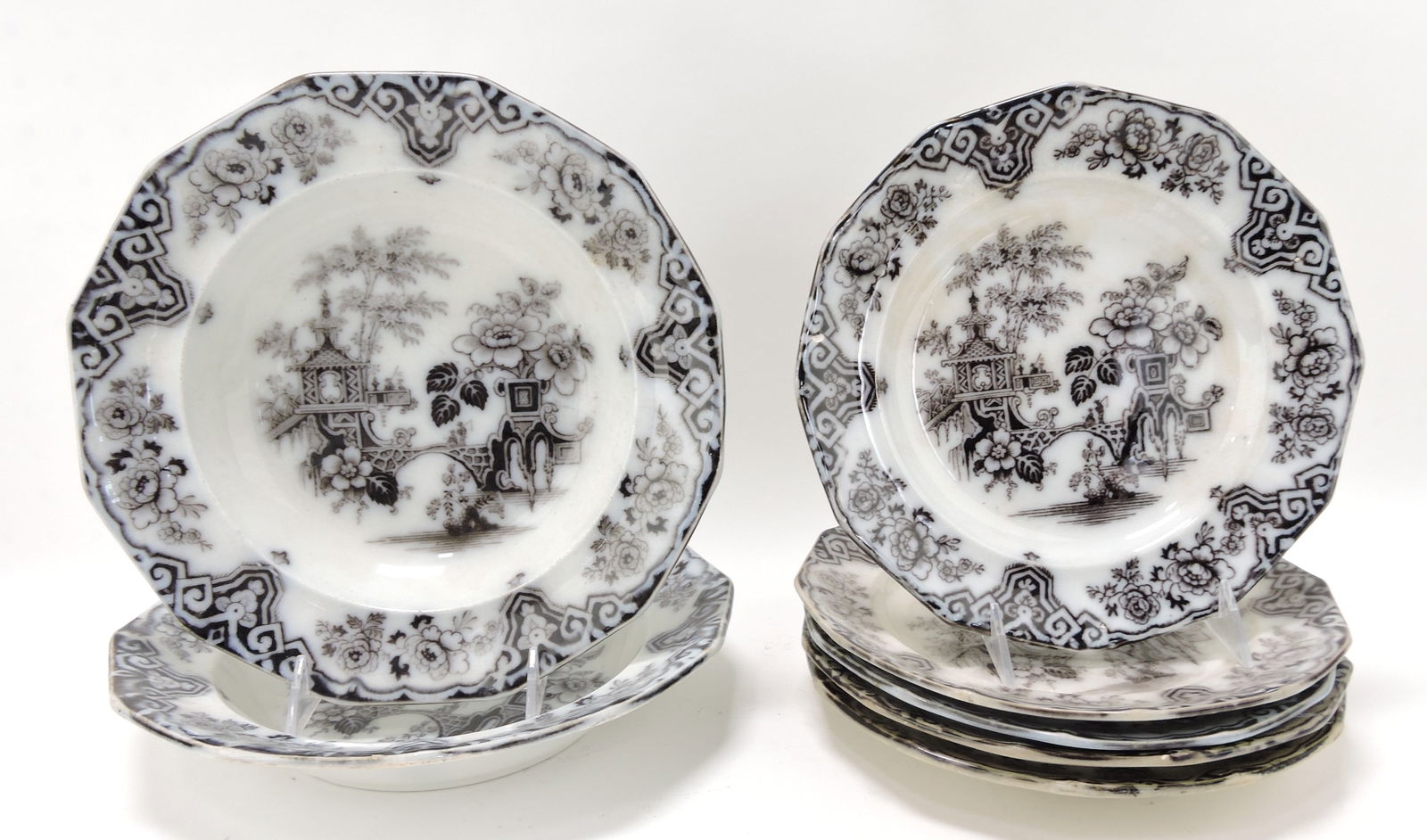 Mulberry ironstone transferware: 'Bochara' lot of 2 - 10" wide rim bowls and 5 - 9" plates, some staining and wear