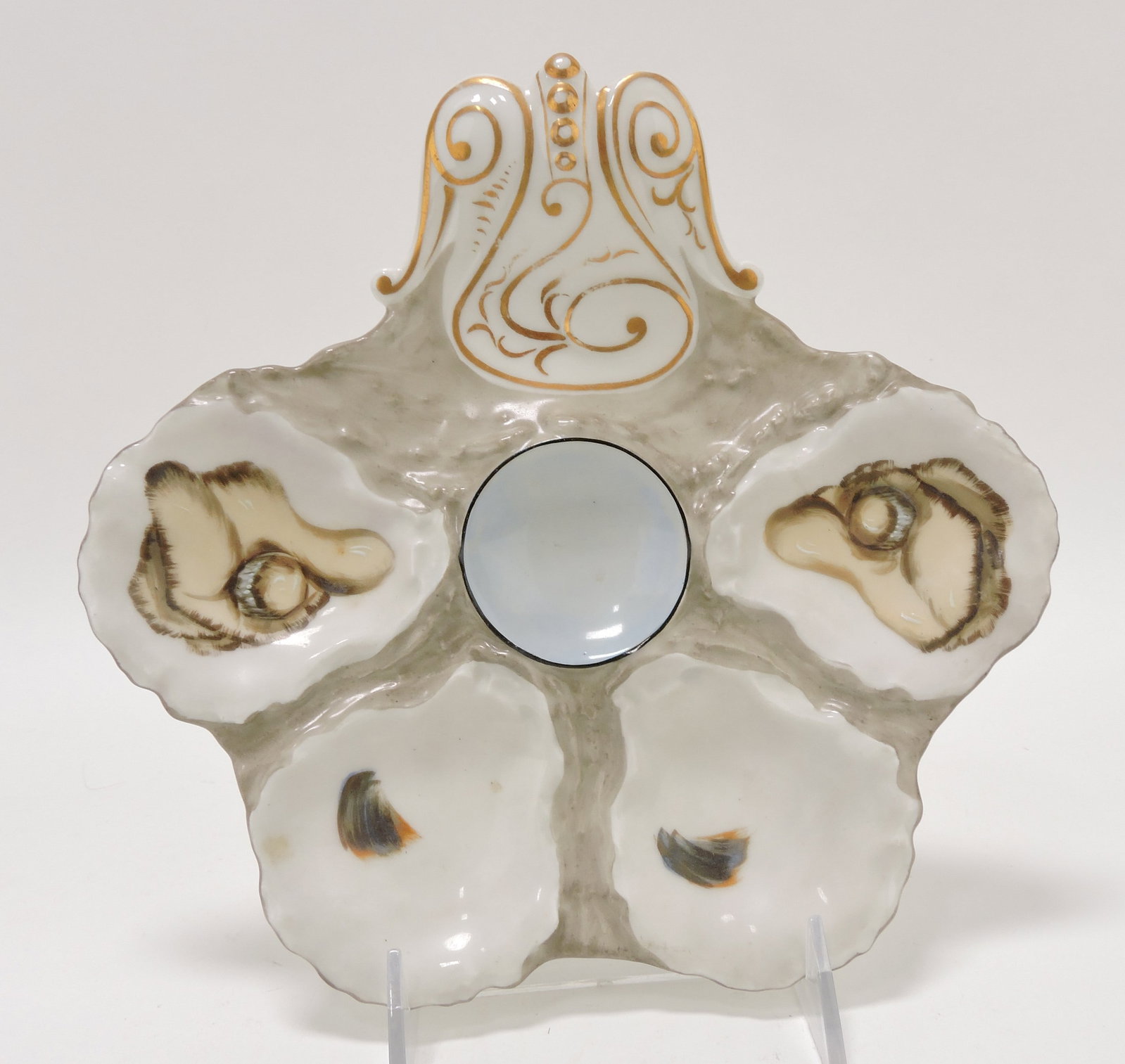 J.W. Boteler porcelain 4 well oyster: plate, ref. Karsnitz p58, 9"