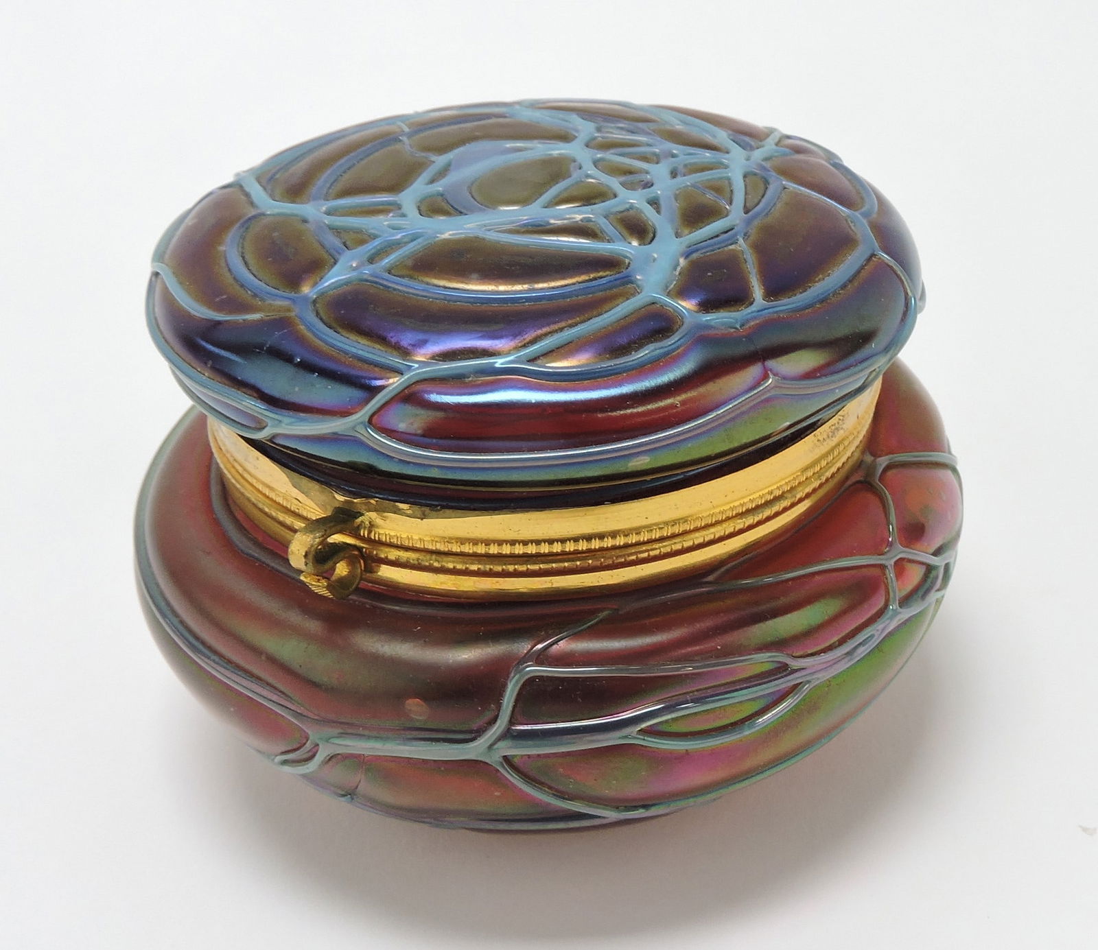 Loetz art glass trinket box 2 1/2"h, (1 of 1)