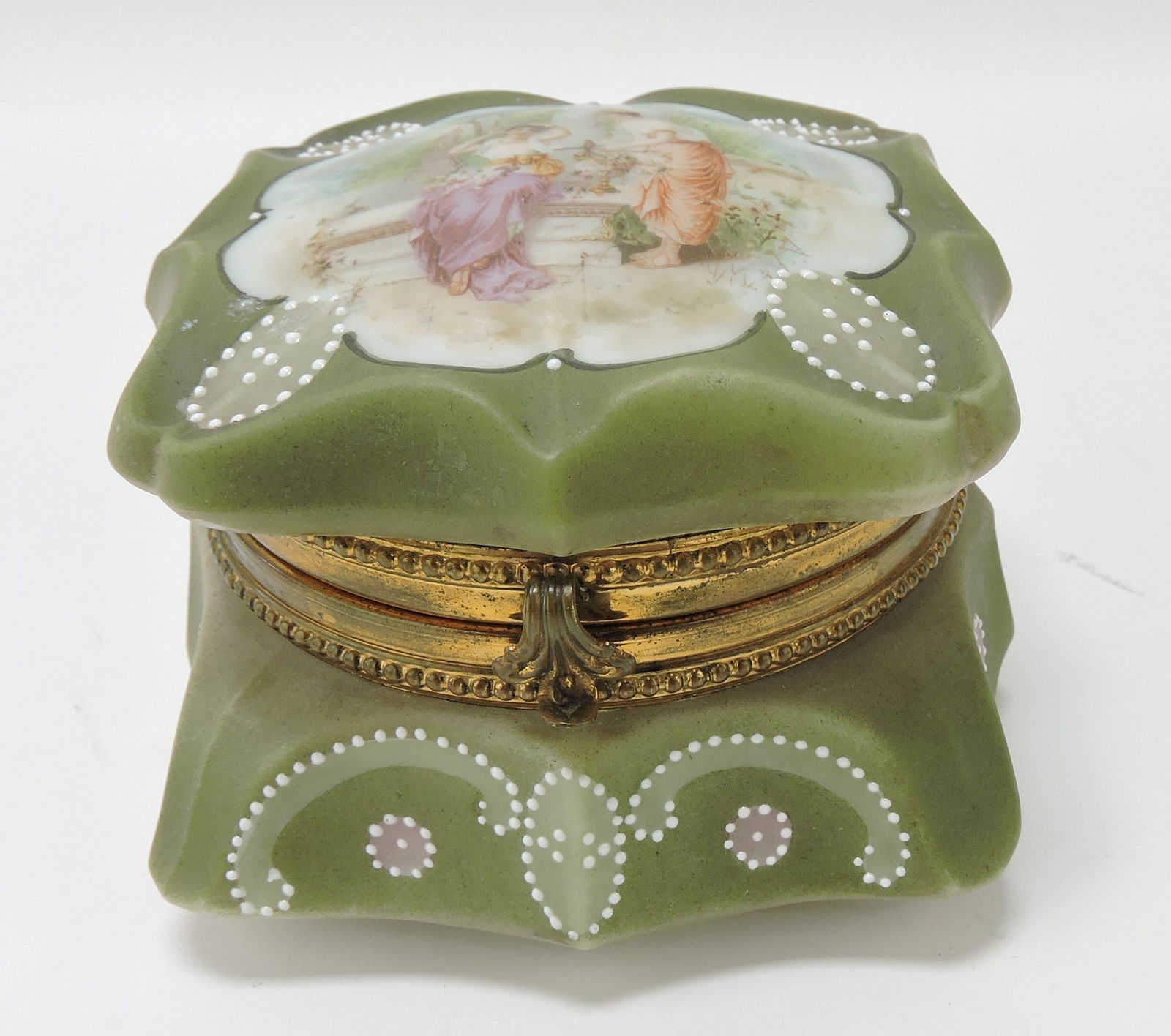 Nakara four sided 4" dresser box with (1 of 2)
