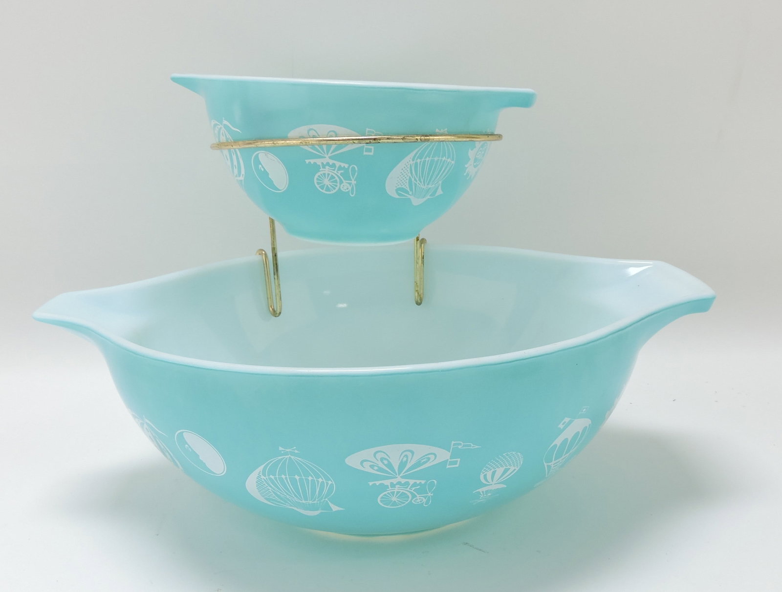 Pyrex Ballons chip/dip set: .