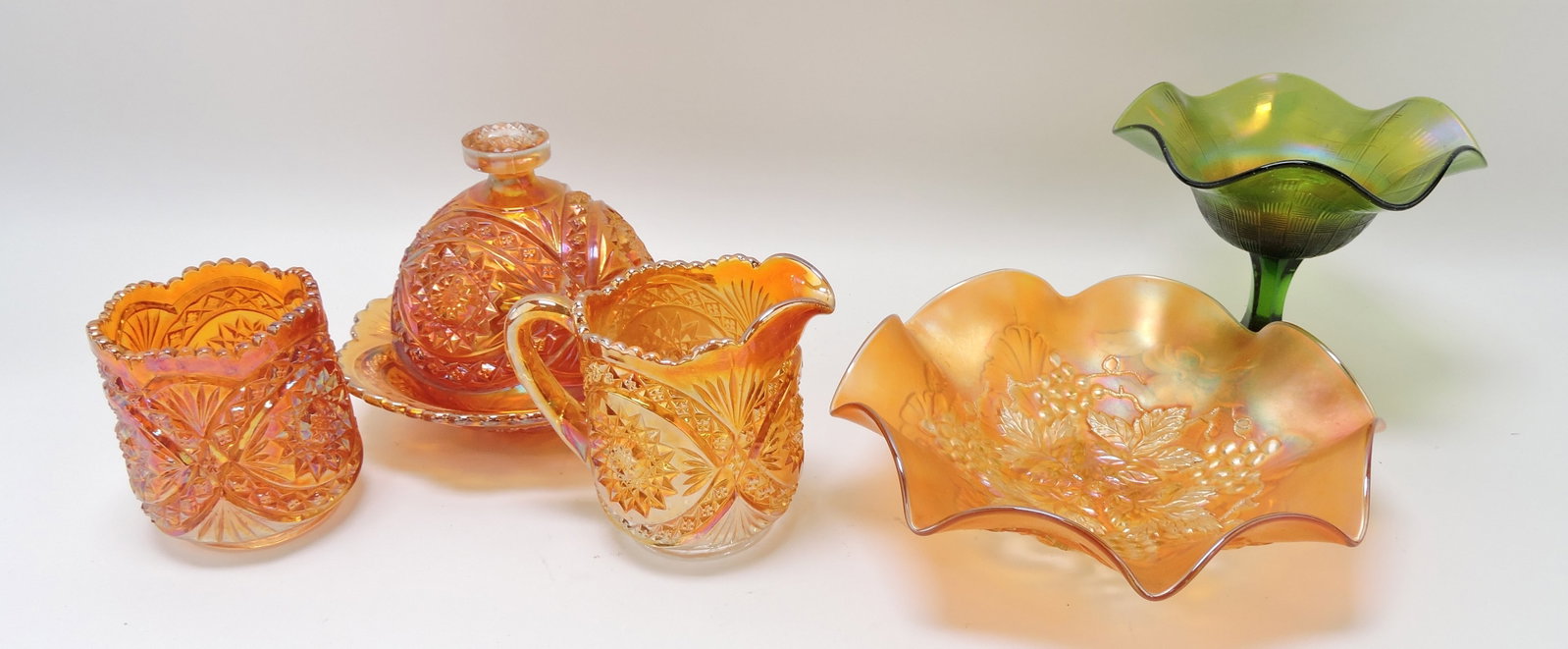 Carnival glass lot of 5 pcs: .