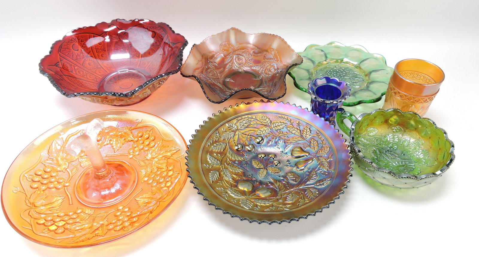 Carnival glass lot of 8 pcs, various: condition