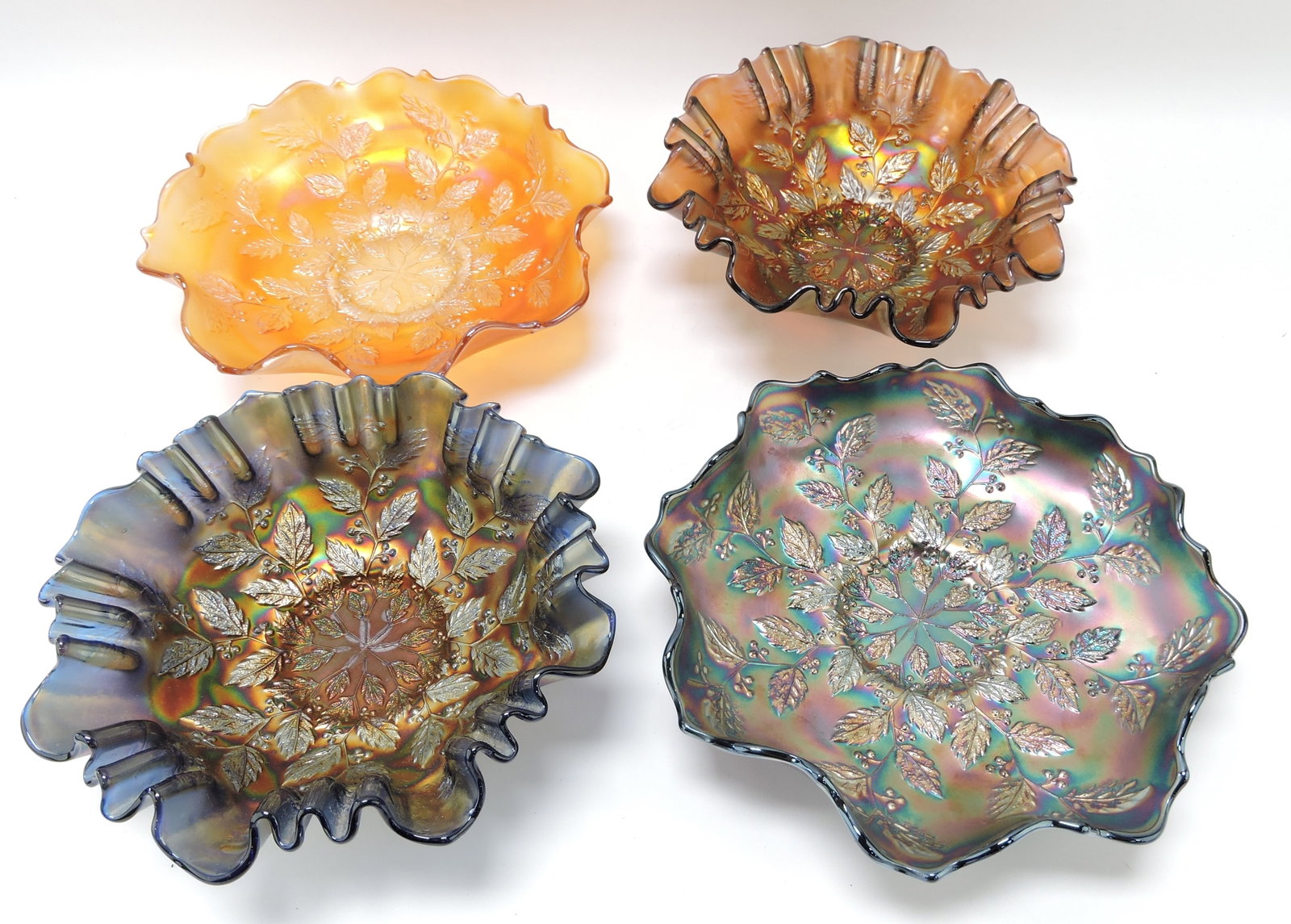 Fenton holly carnival glass lot of: 4 bowls, 2 cobalt, 1 marigold, 1 amethyst