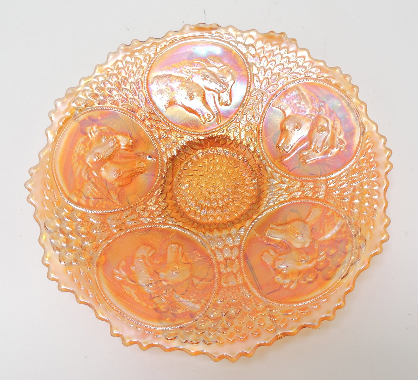 Fenton marigold carnival glass: horse medallion 7" plate