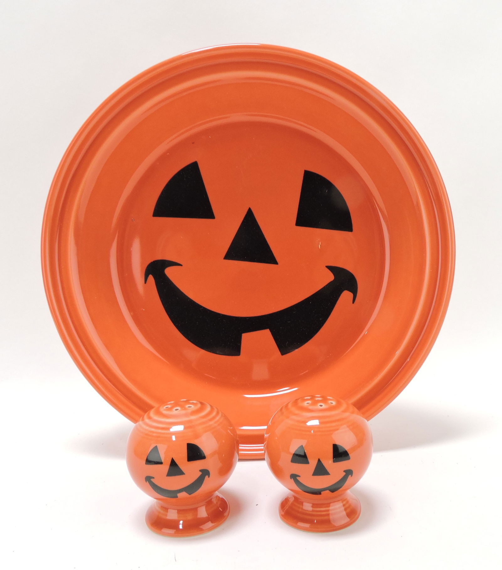 Fiesta Post 86 Happy Pumpkin pie baker (1 of 1)