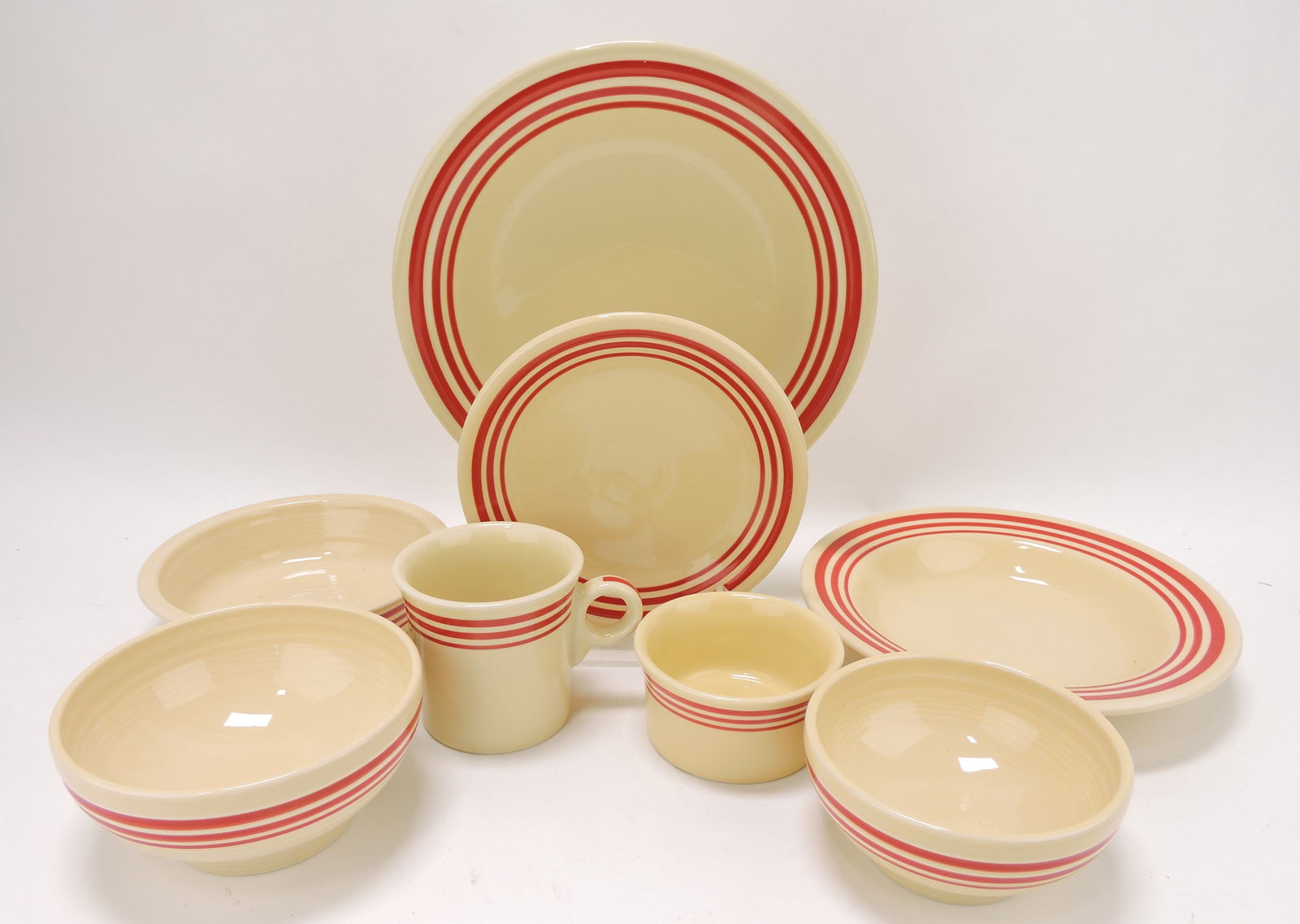 Fiesta Post 86 red stripe 8 pc place setting (1 of 1)
